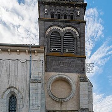 Église Saint-Genès-le-Comte de Combronde