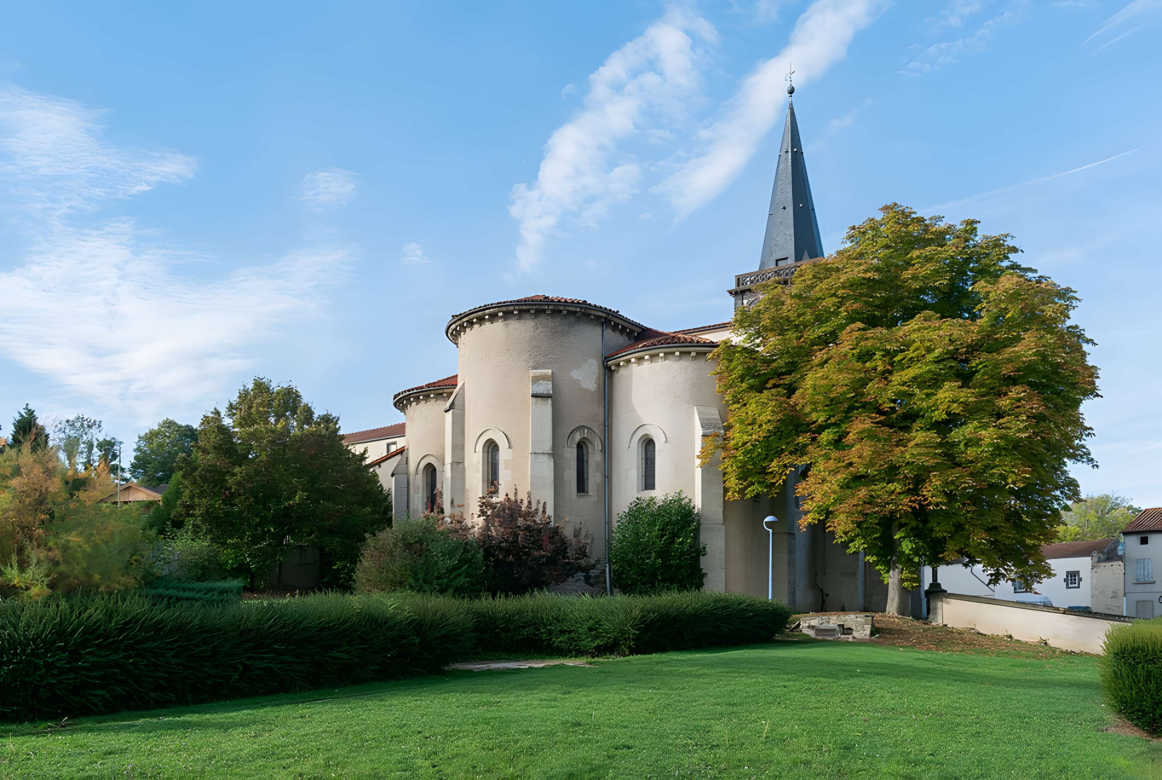 Église Saint-Genès-le-Comte de Combronde