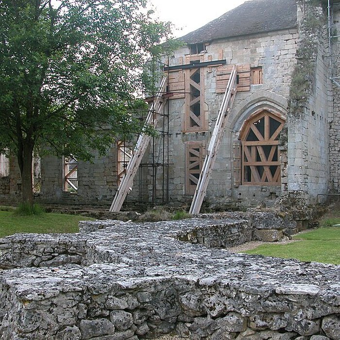 Photo de Abbaye Notre-Dame de Lieu-Restauré