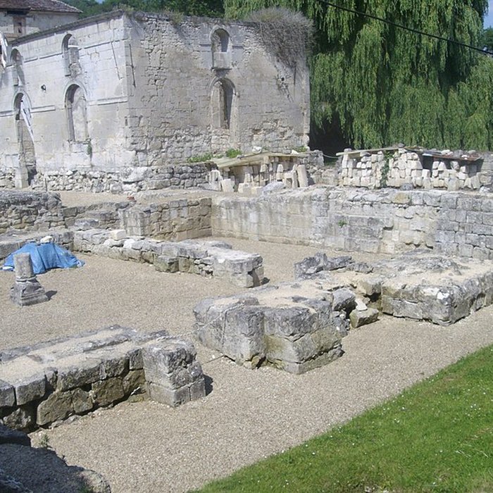 Photo de Abbaye Notre-Dame de Lieu-Restauré