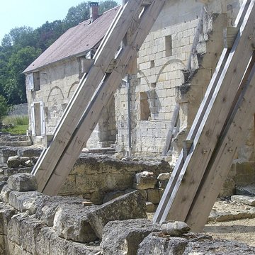 Abbaye Notre-Dame de Lieu-Restauré