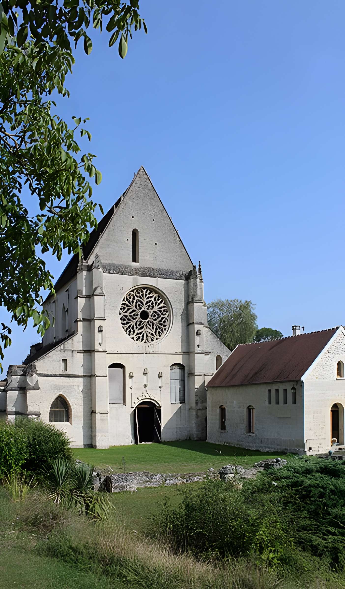 Abbaye Notre-Dame de Lieu-Restauré