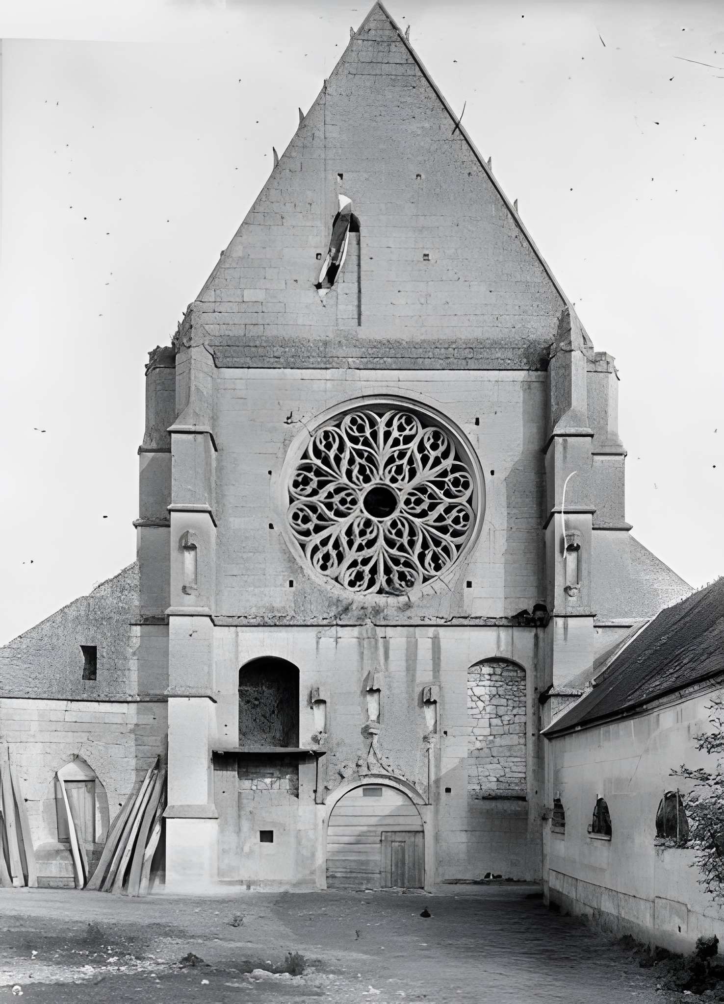 Abbaye Notre-Dame de Lieu-Restauré