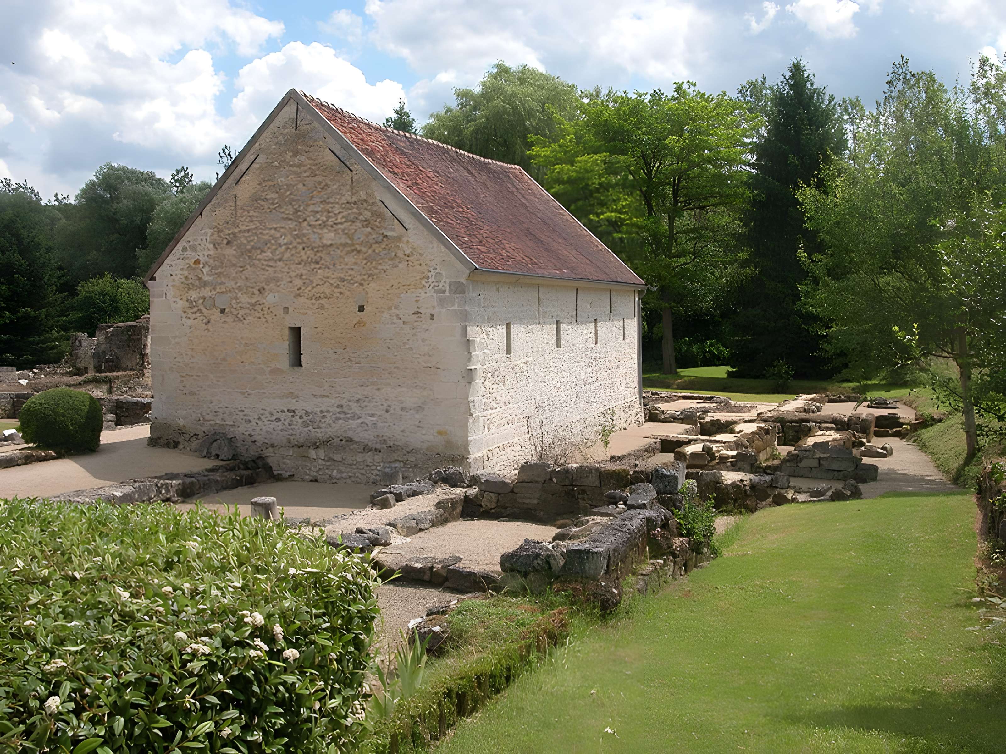 Abbaye Notre-Dame de Lieu-Restauré
