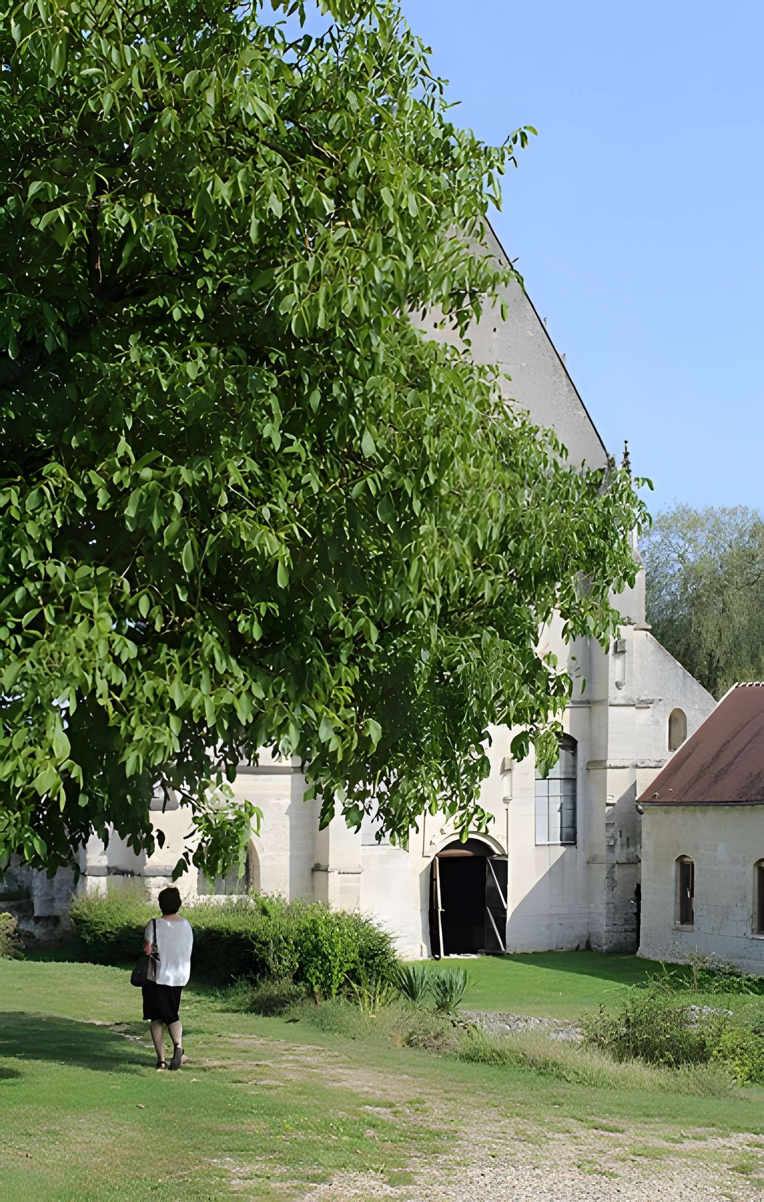 Abbaye Notre-Dame de Lieu-Restauré