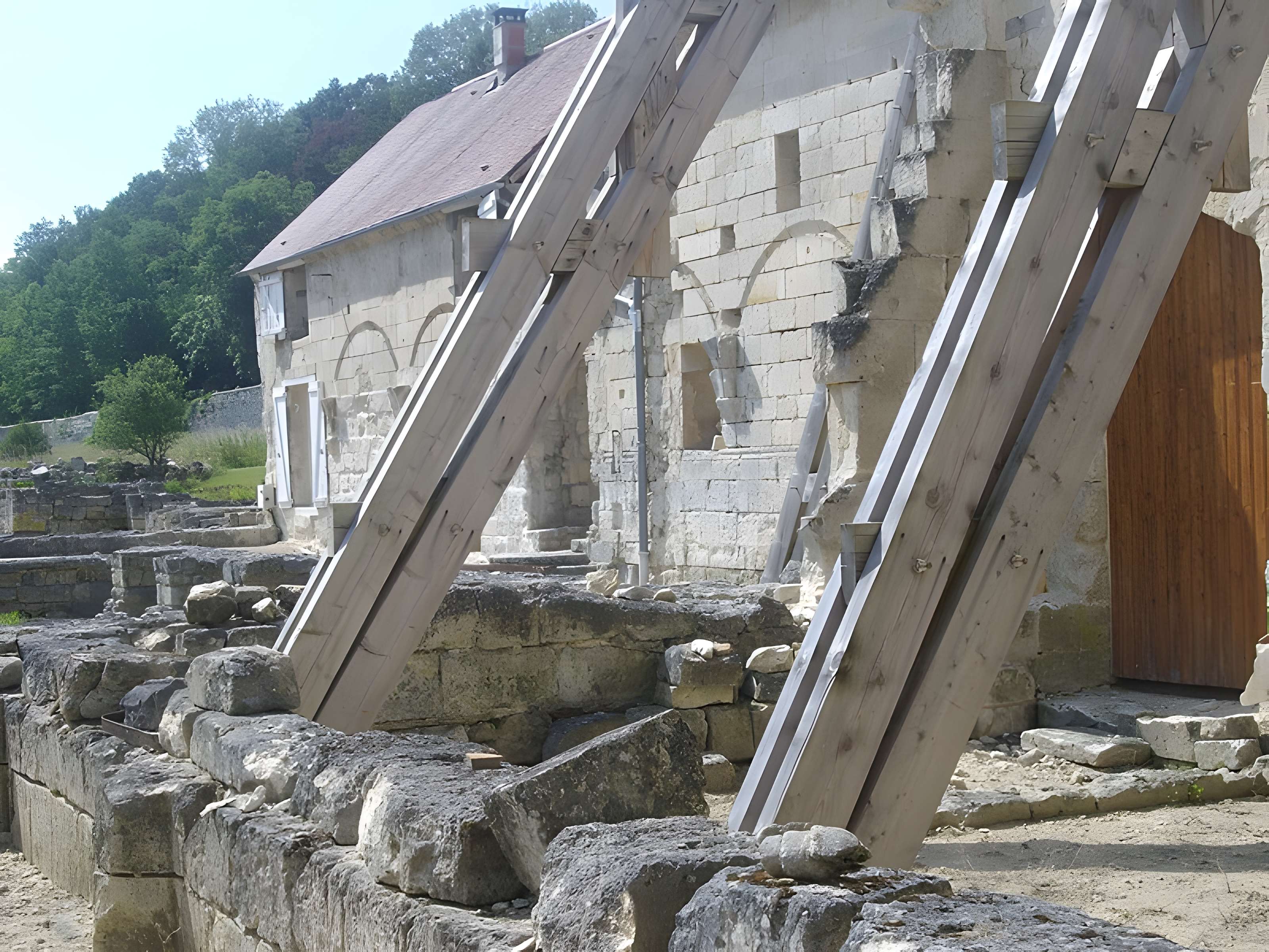 Abbaye Notre-Dame de Lieu-Restauré