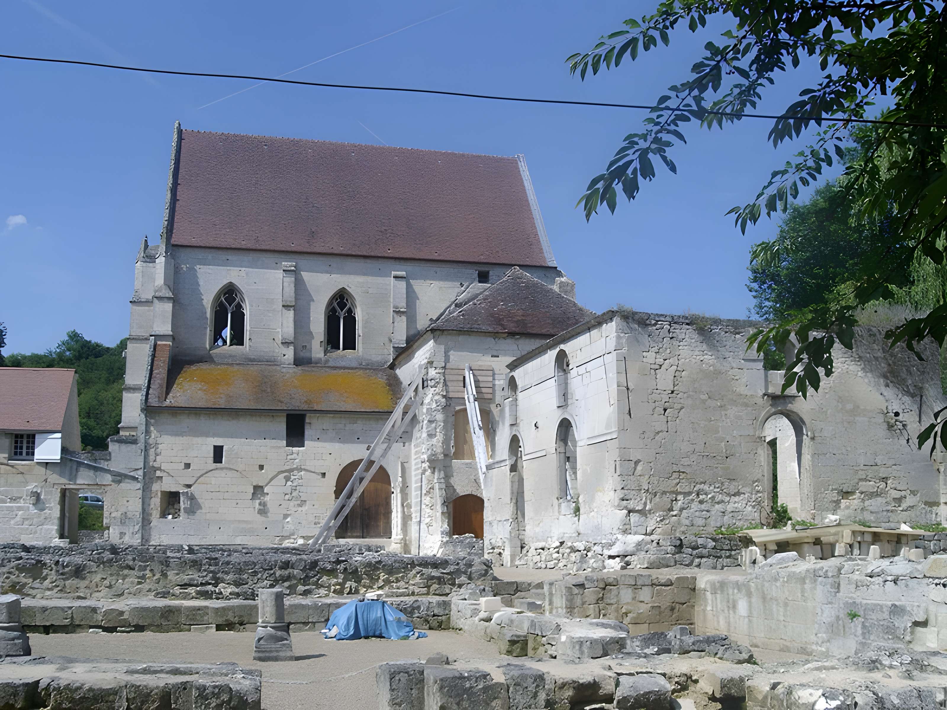 Abbaye Notre-Dame de Lieu-Restauré