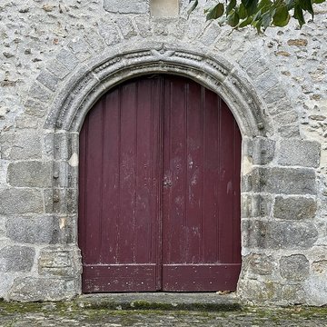 Église Saint-Geneviève de Courtomer
