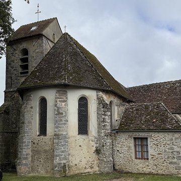 Église Saint-Geneviève de Courtomer