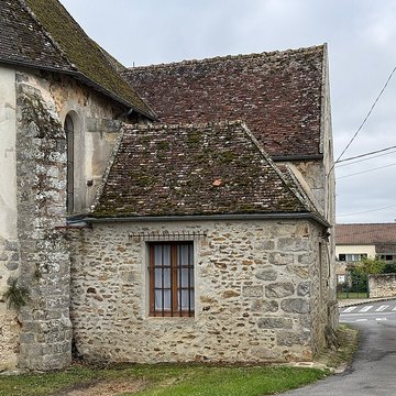 Église Saint-Geneviève de Courtomer