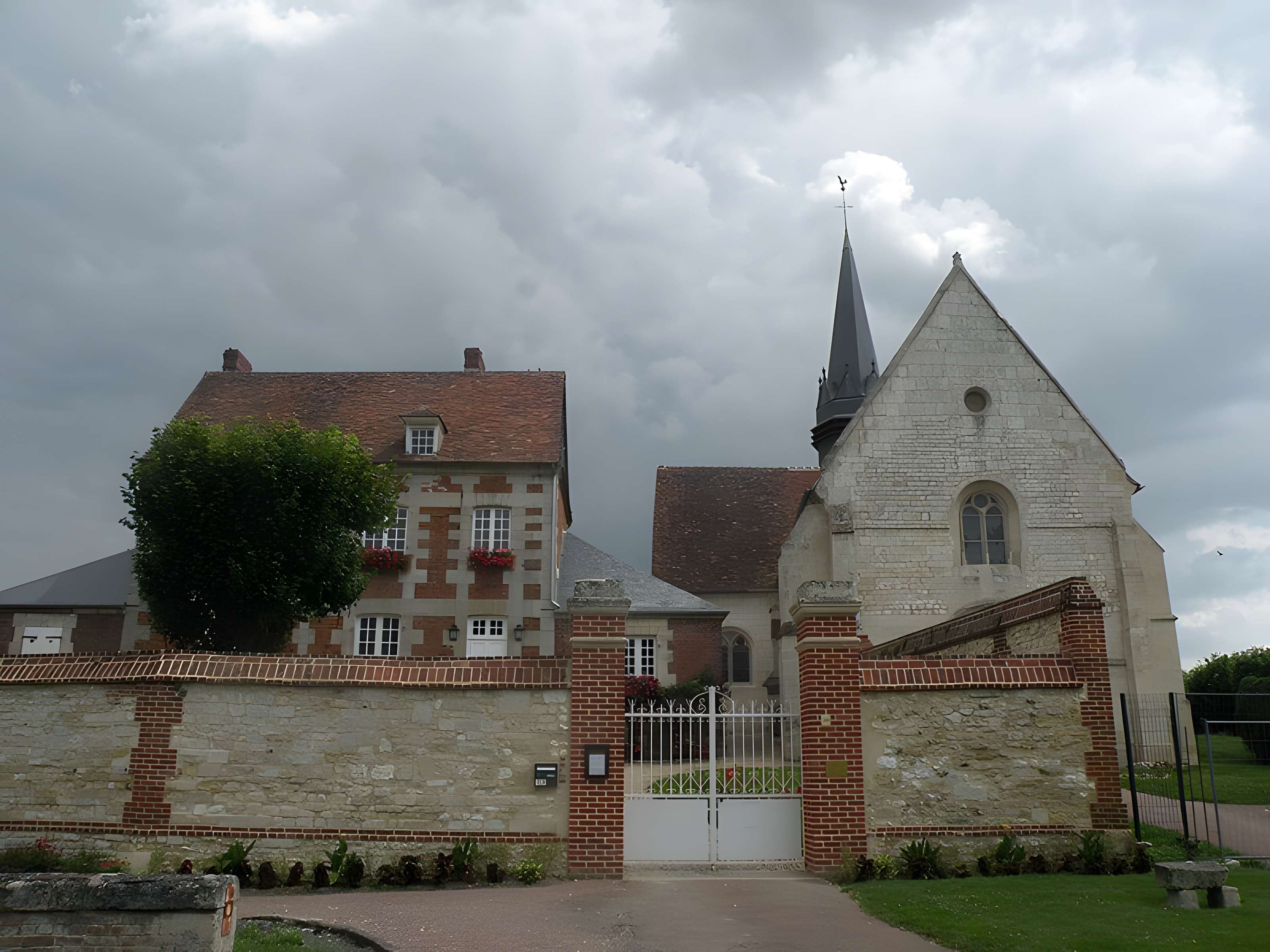 Église Saint-Gengon de Rémérangles