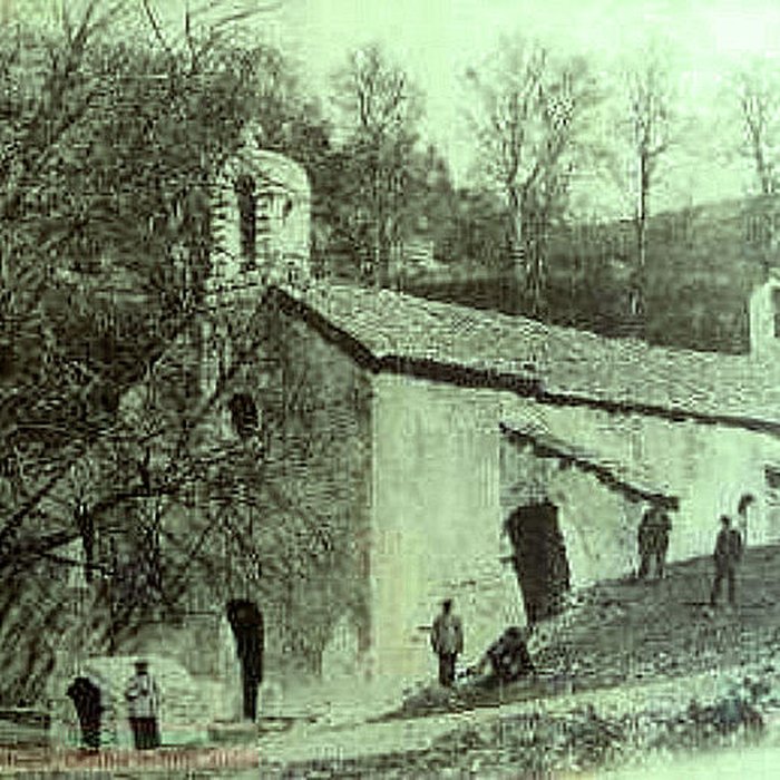 Photo de Abbaye Notre-Dame-de-Lure restes de lancienne