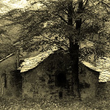 Abbaye Notre-Dame-de-Lure restes de lancienne