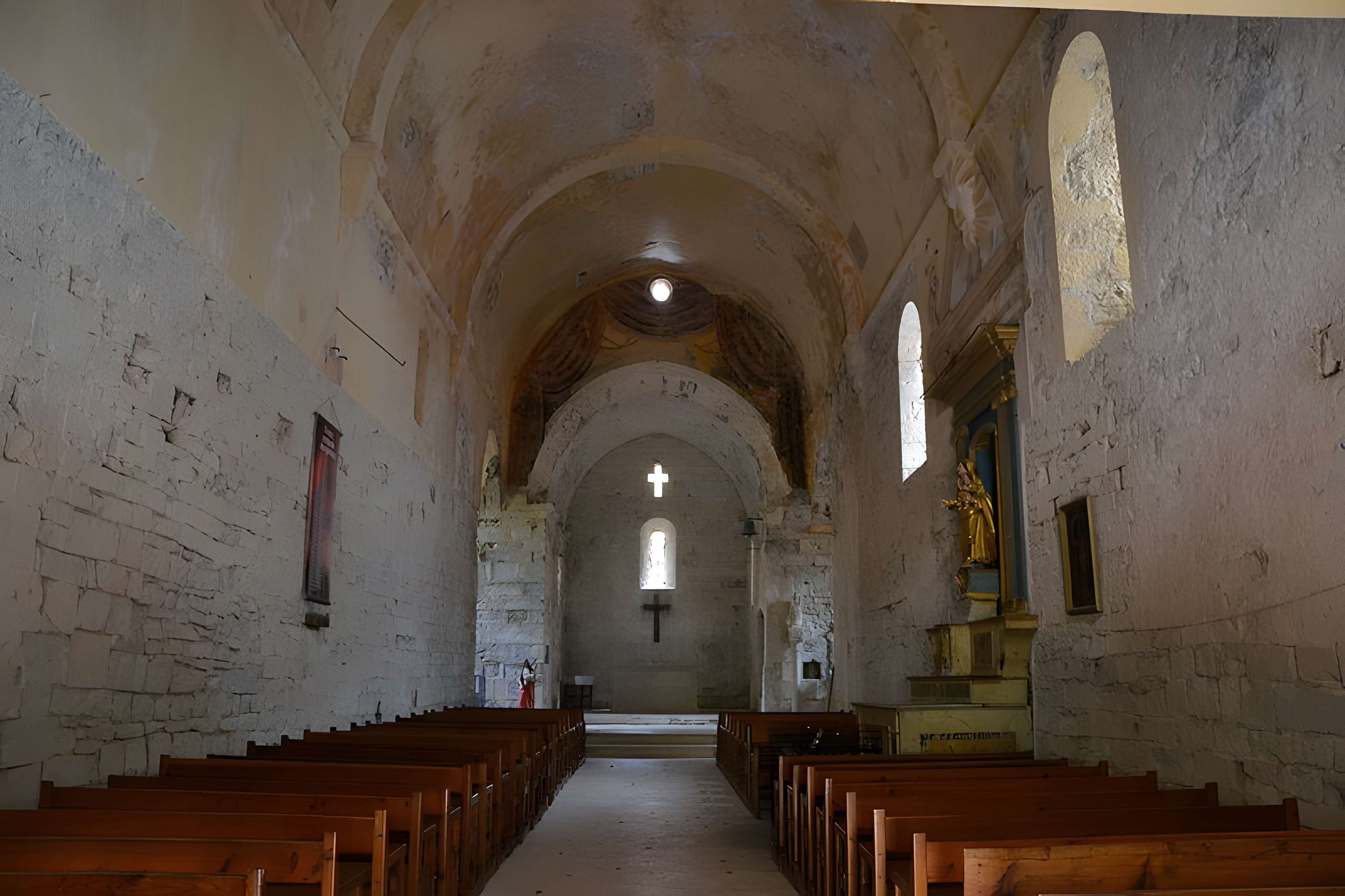Abbaye Notre-Dame-de-Lure (restes de l'ancienne)