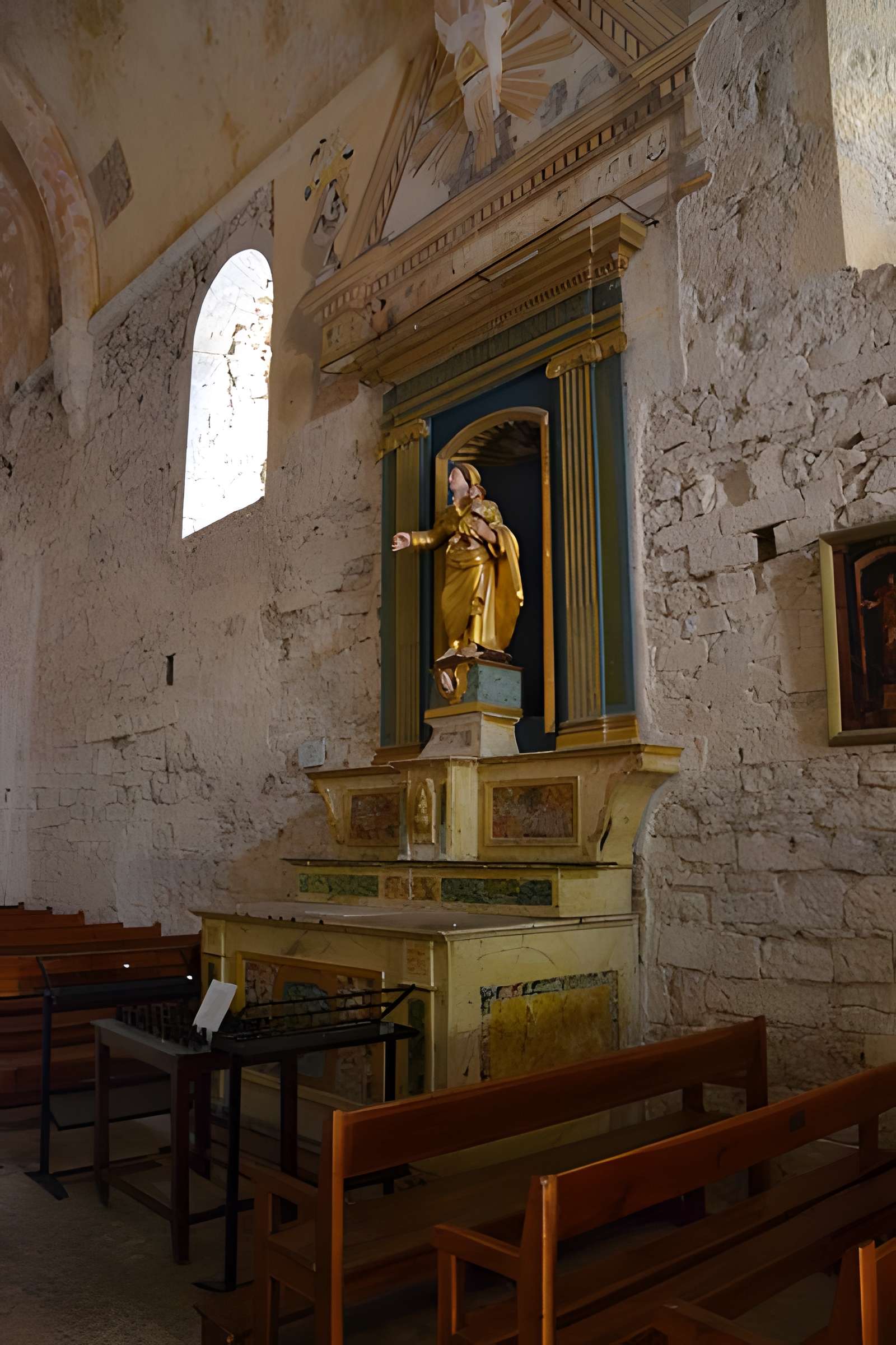 Abbaye Notre-Dame-de-Lure (restes de l'ancienne)