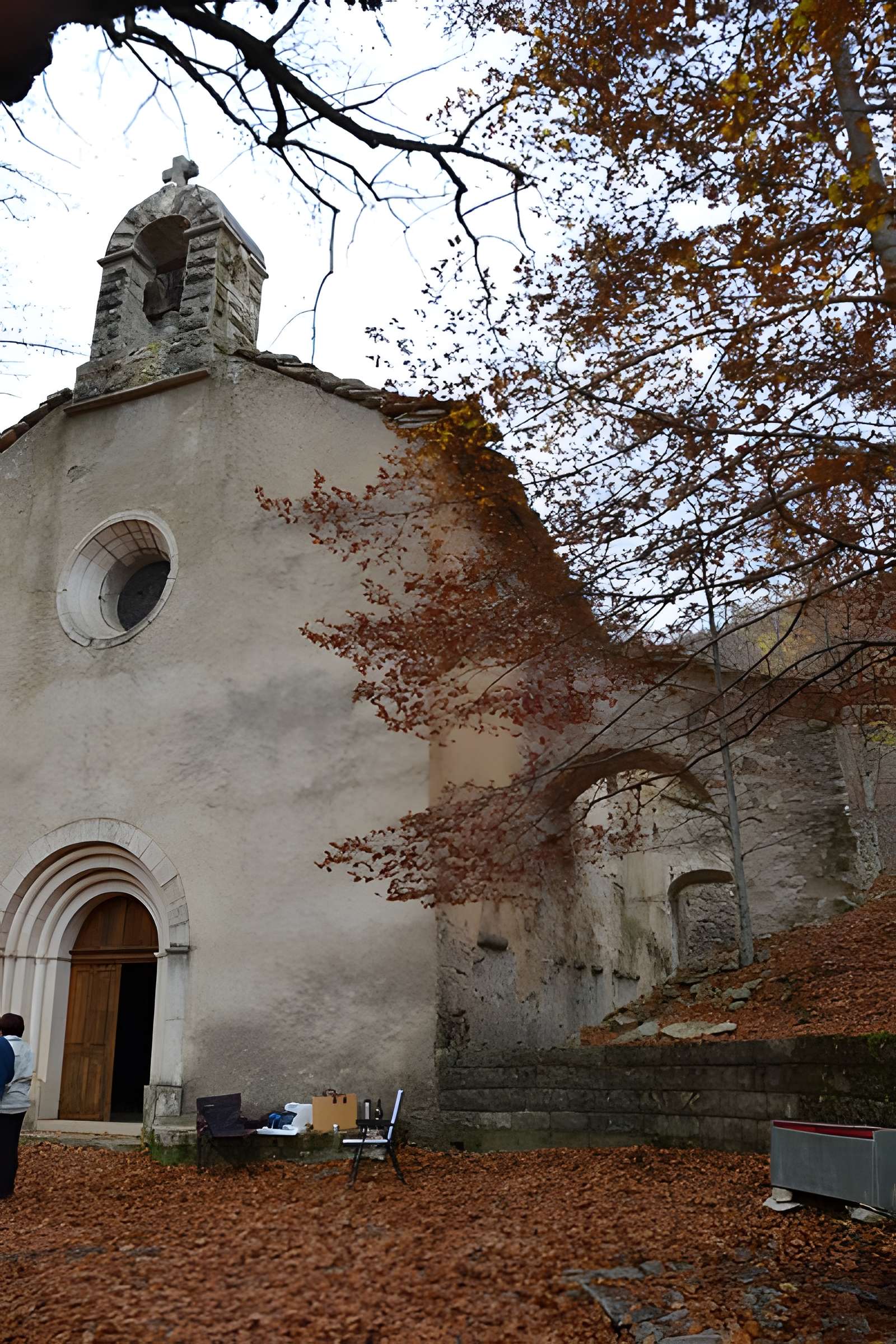 Abbaye Notre-Dame-de-Lure (restes de l'ancienne)