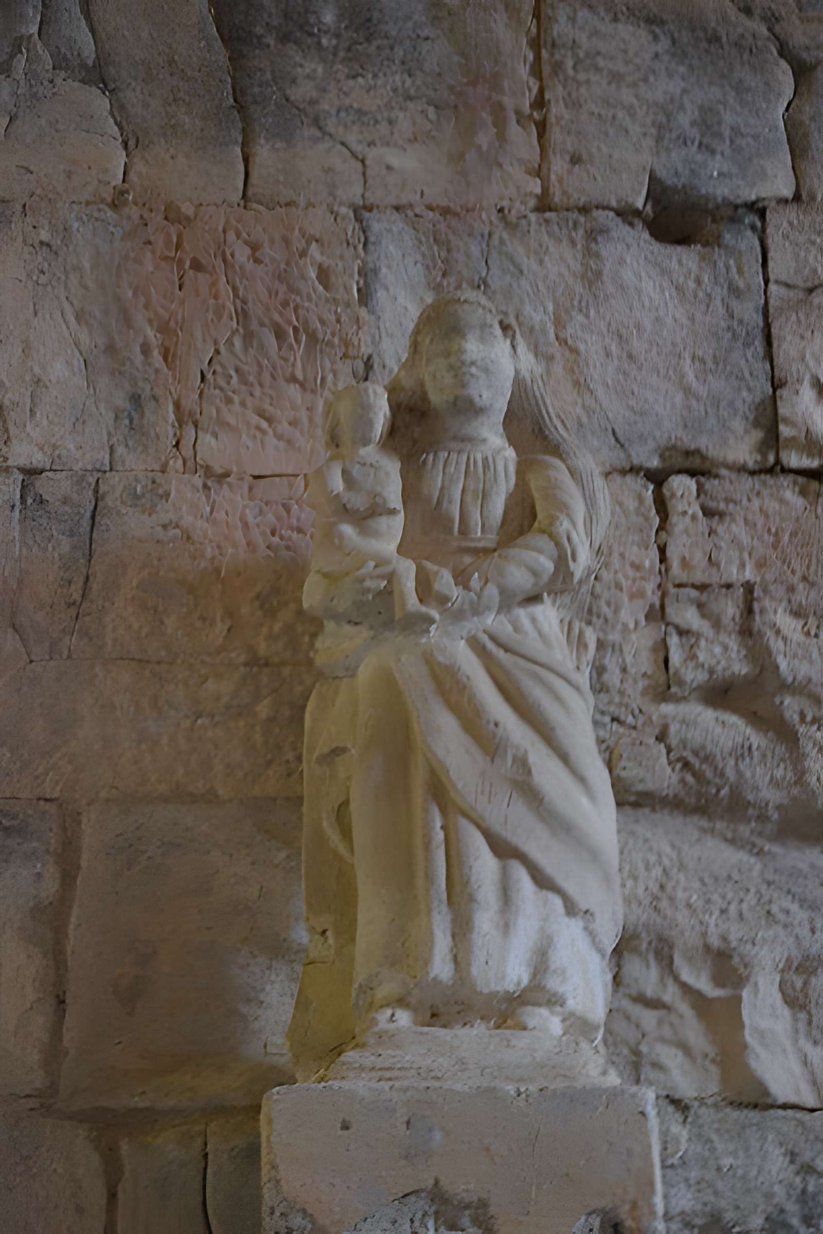 Abbaye Notre-Dame-de-Lure (restes de l'ancienne)