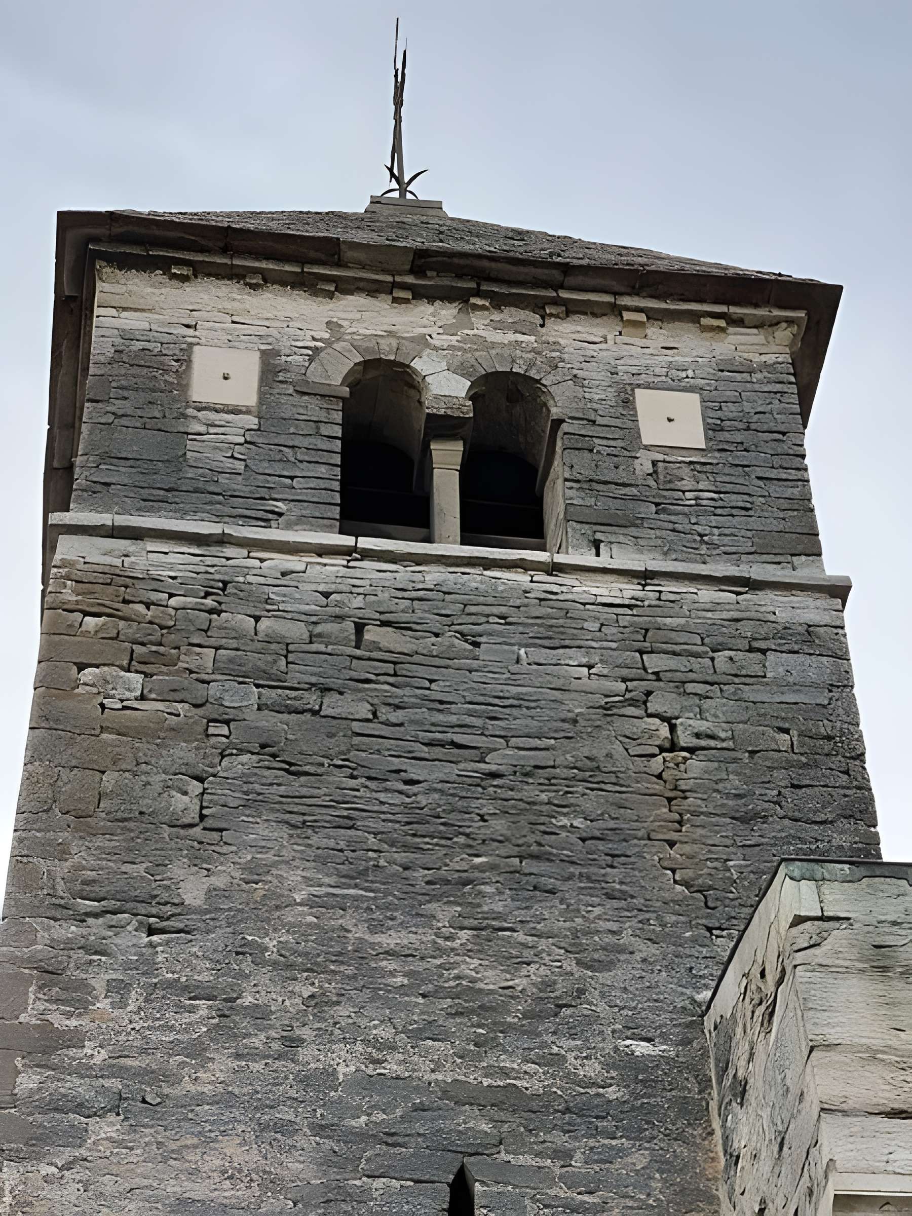 Église Saint-Gengoux de Saint-Gengoux-de-Scissé