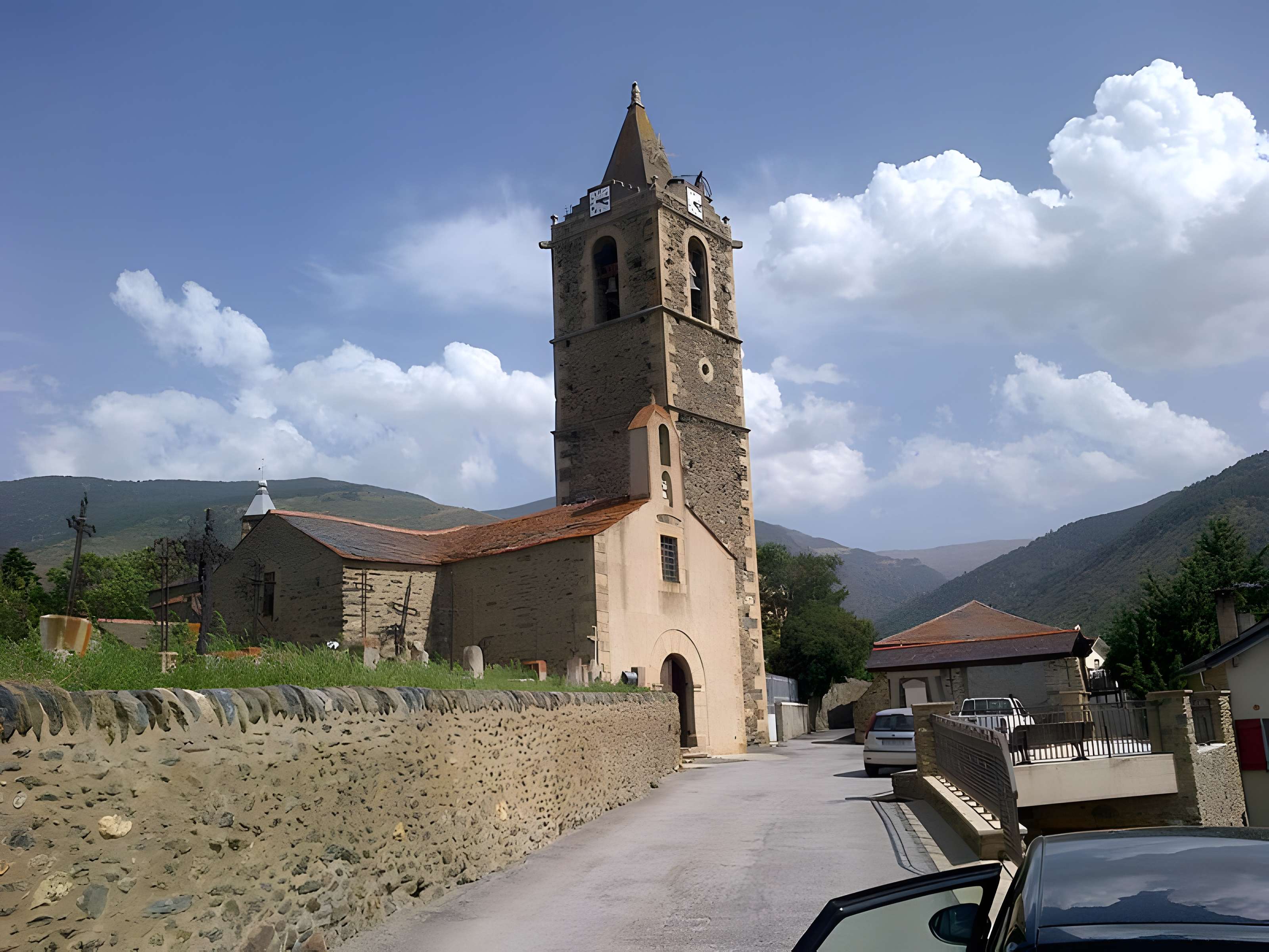 Eglise paroissiale Saint-Génis