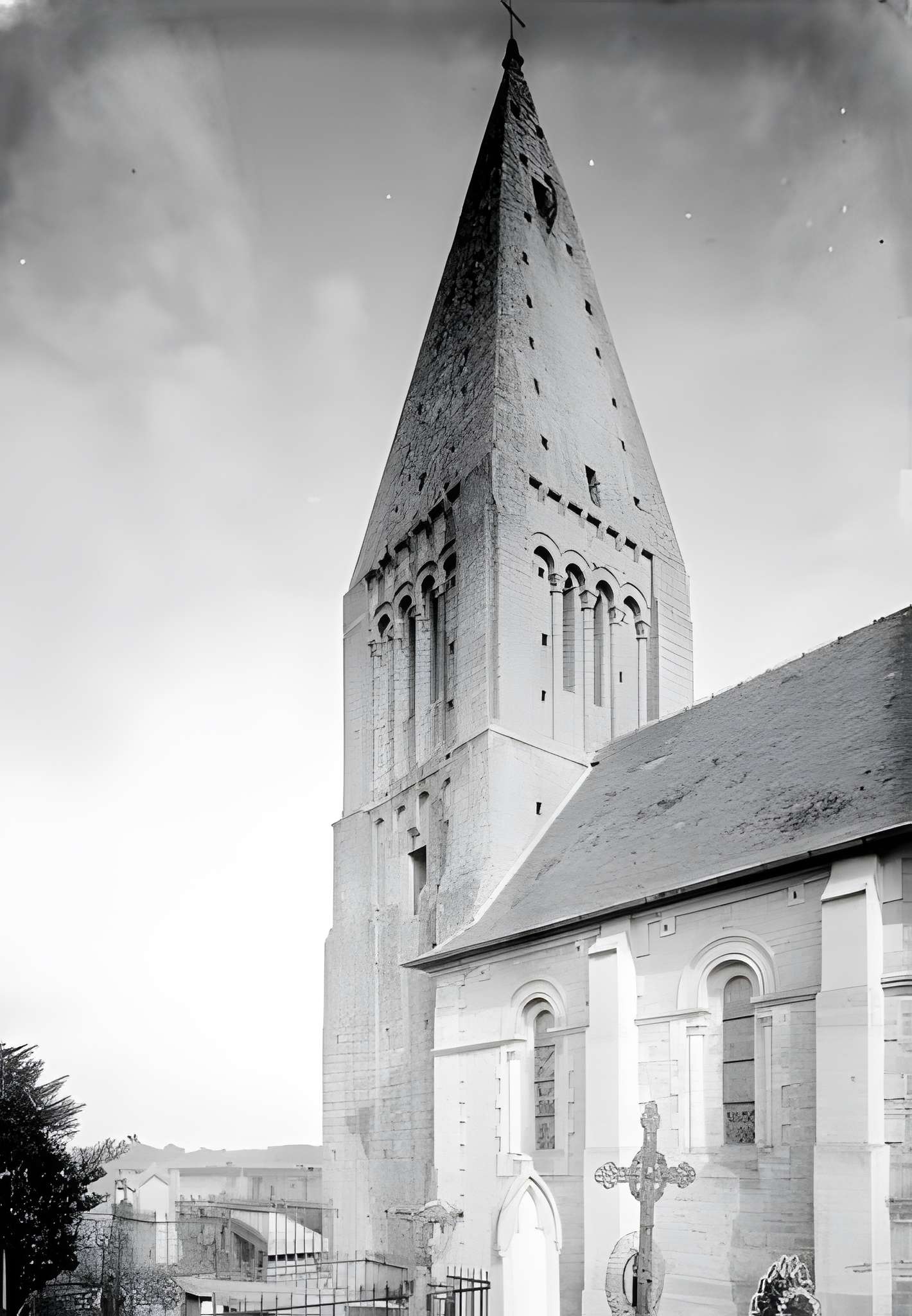 Église Saint-Georges de Basly