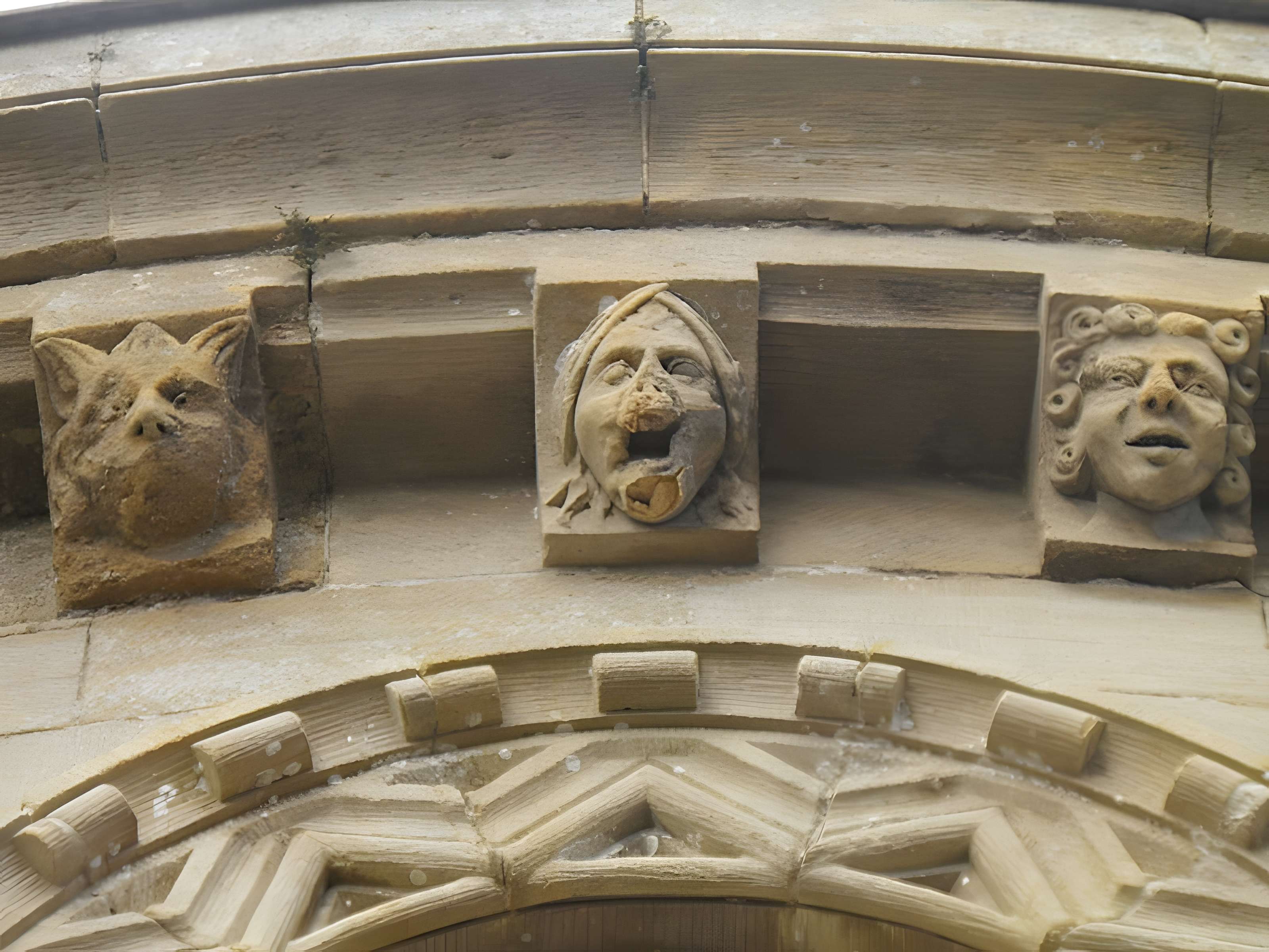 Église Saint-Georges de Basly