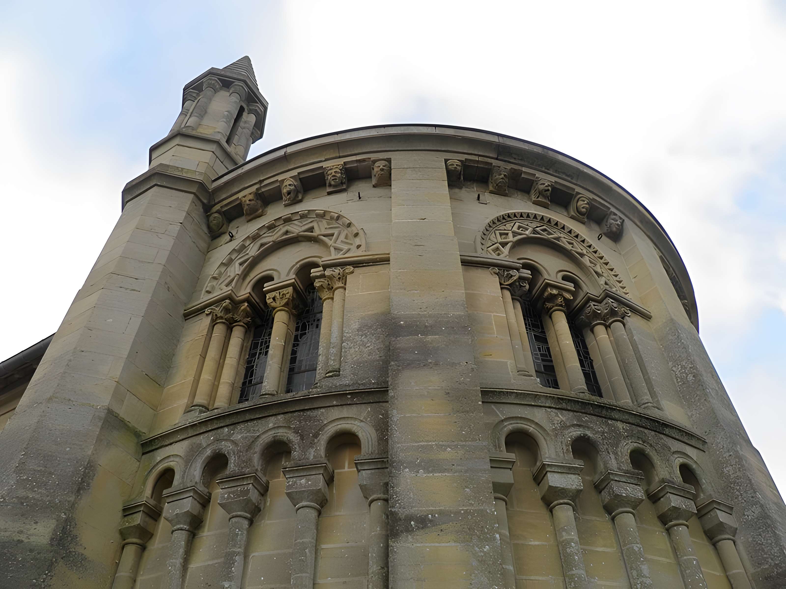 Église Saint-Georges de Basly
