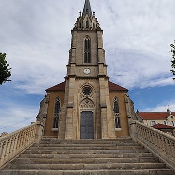 Église Saint-Georges de Confracourt et 2 calvaires