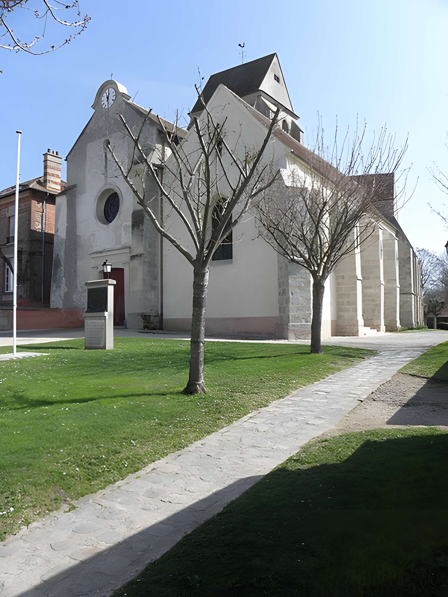 Église Saint-Georges de Couilly-Pont-aux-Dames