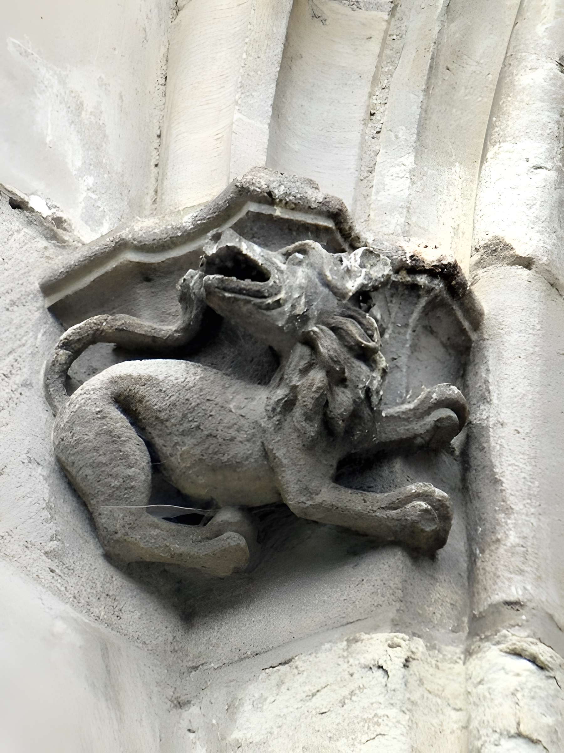 Église Saint-Georges de Couilly-Pont-aux-Dames