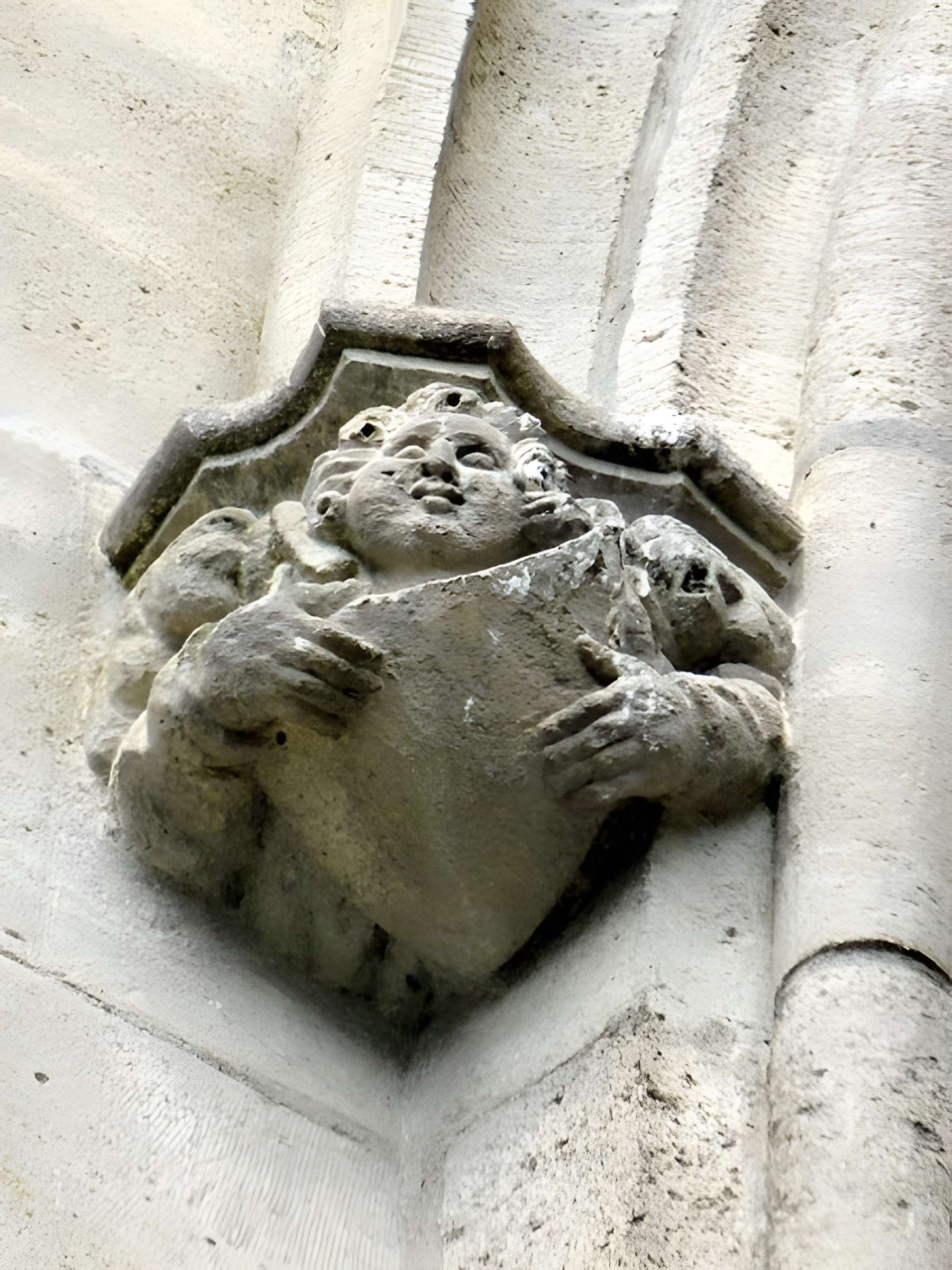 Église Saint-Georges de Couilly-Pont-aux-Dames