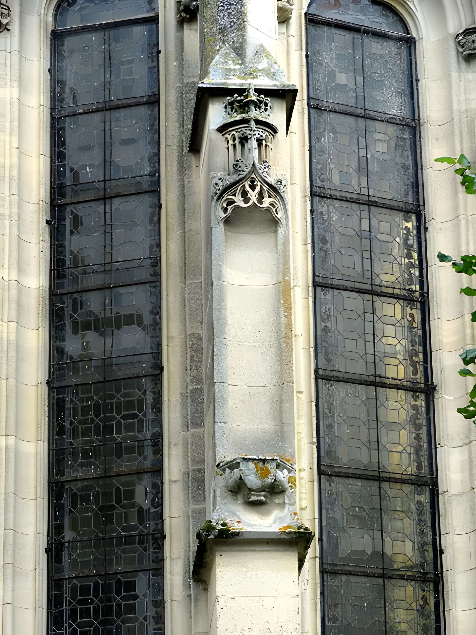 Église Saint-Georges de Couilly-Pont-aux-Dames