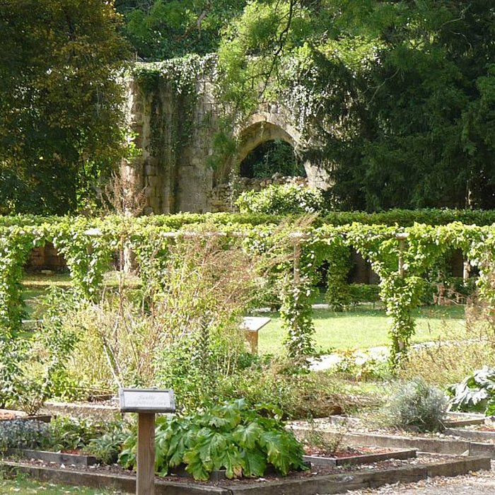 Photo de Abbaye Notre-Dame de Nanteuil