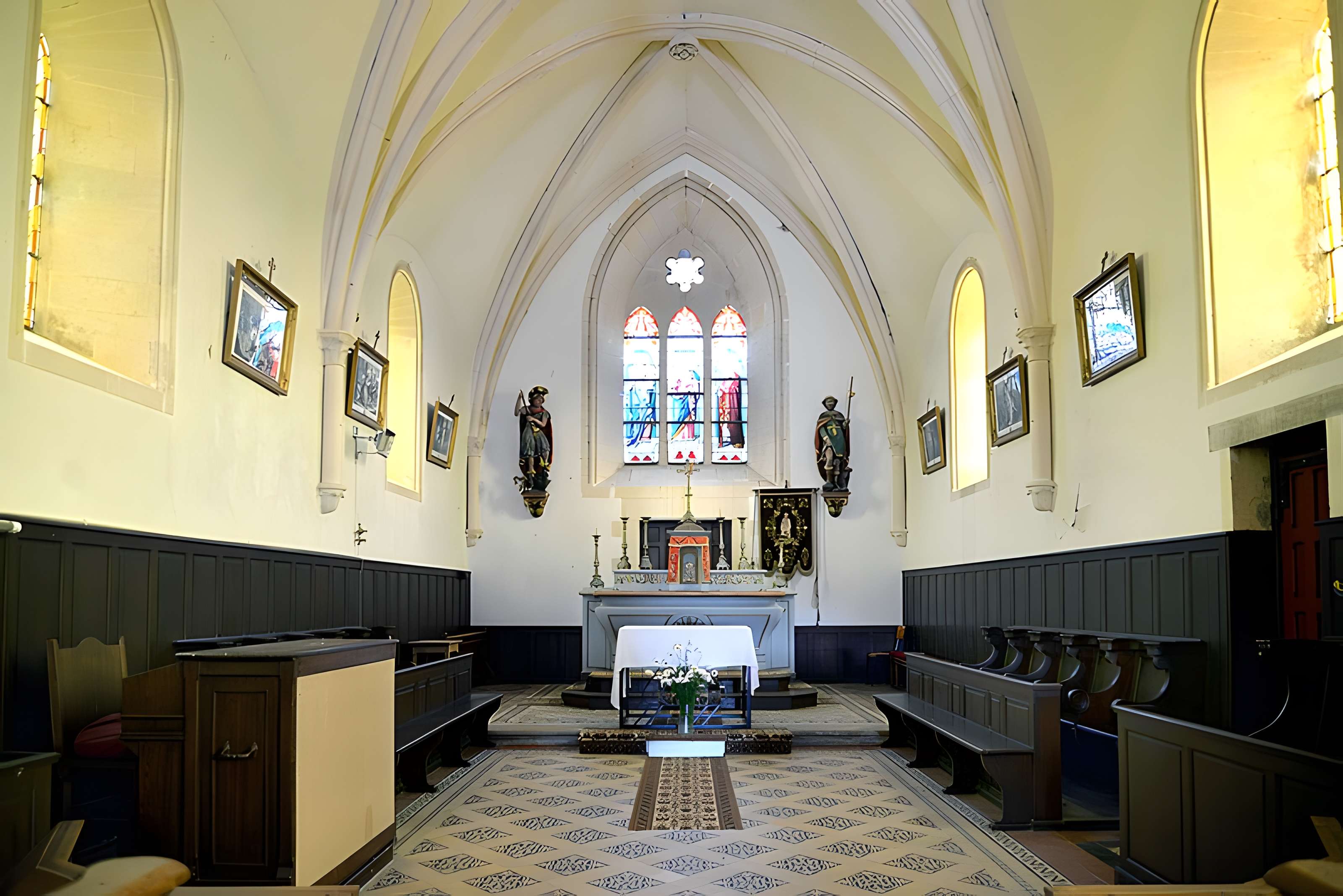 Église Saint-Georges de Hotot-en-Auge
