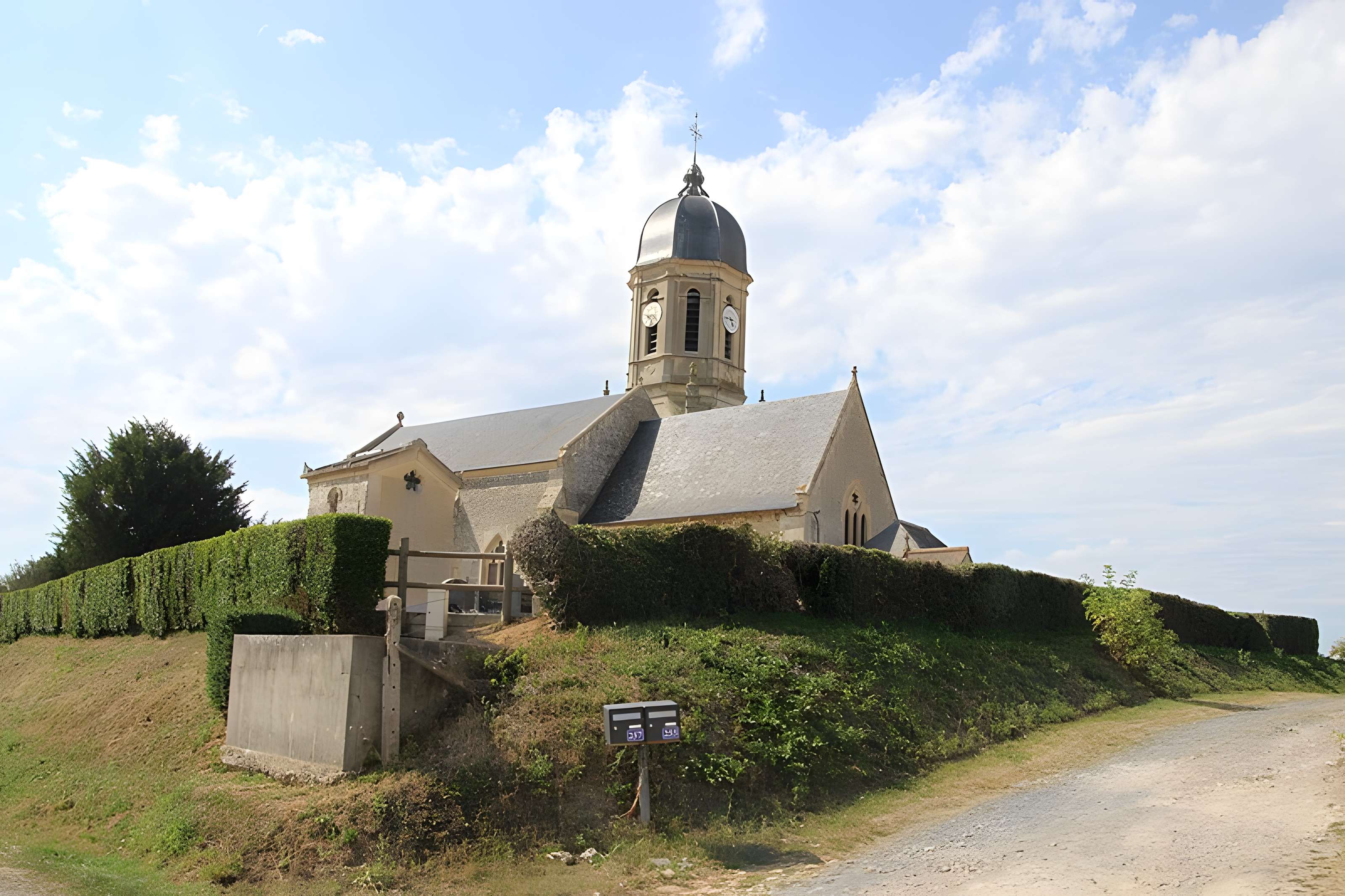 Église Saint-Georges de Hotot-en-Auge