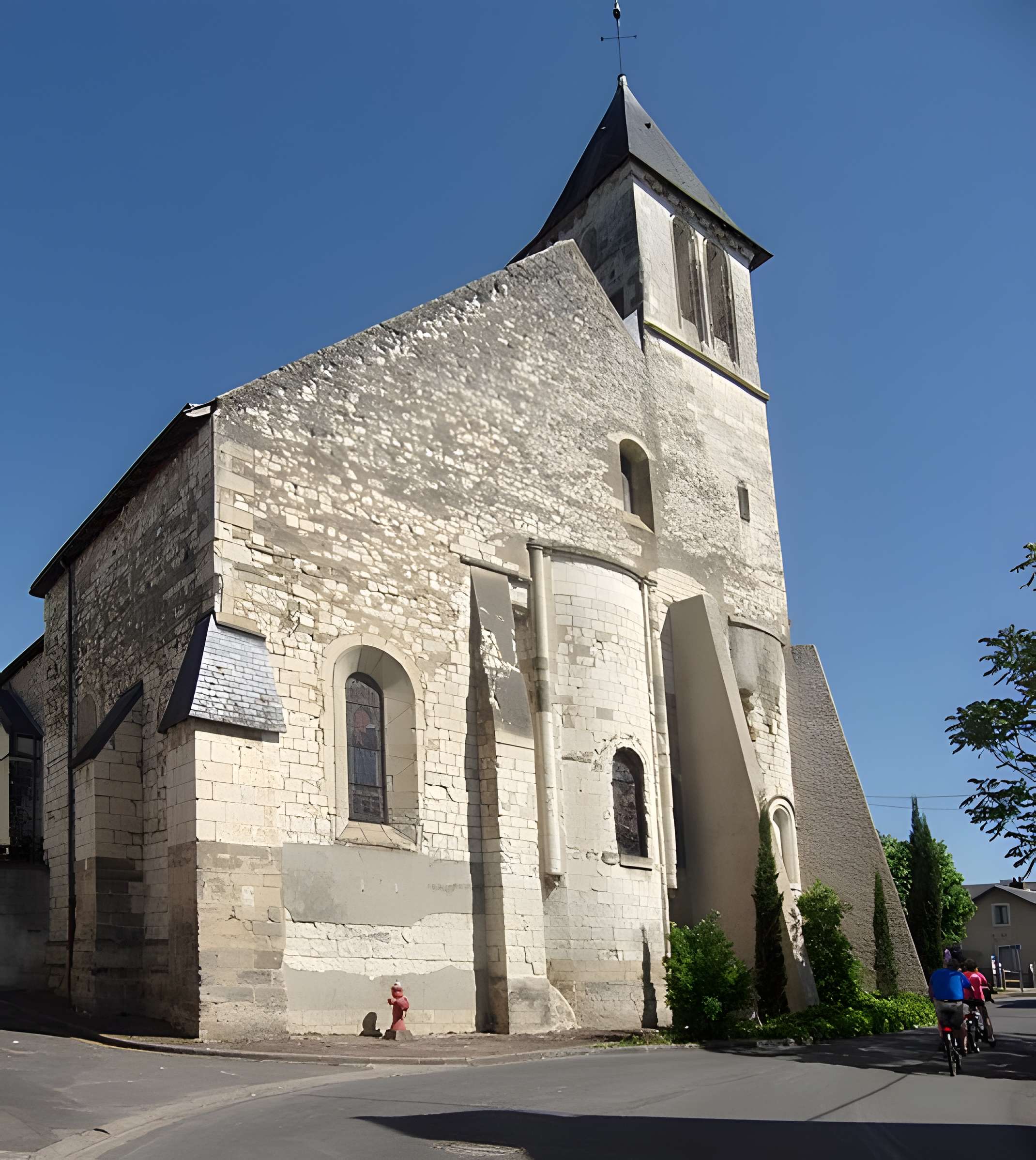 Église Saint-Georges de La-Haye-Descartes