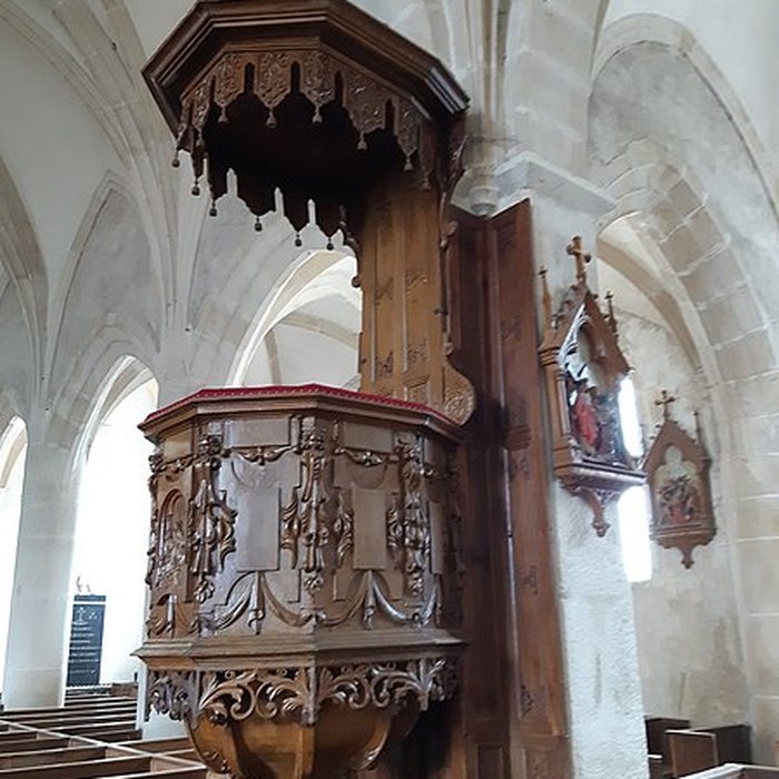 Photo de Église Saint-Georges de Quarré-les-Tombes