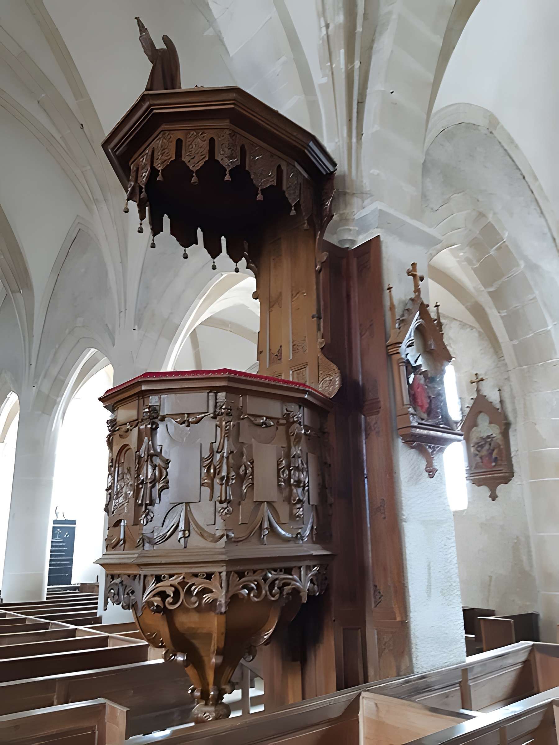 Église Saint-Georges de Quarré-les-Tombes