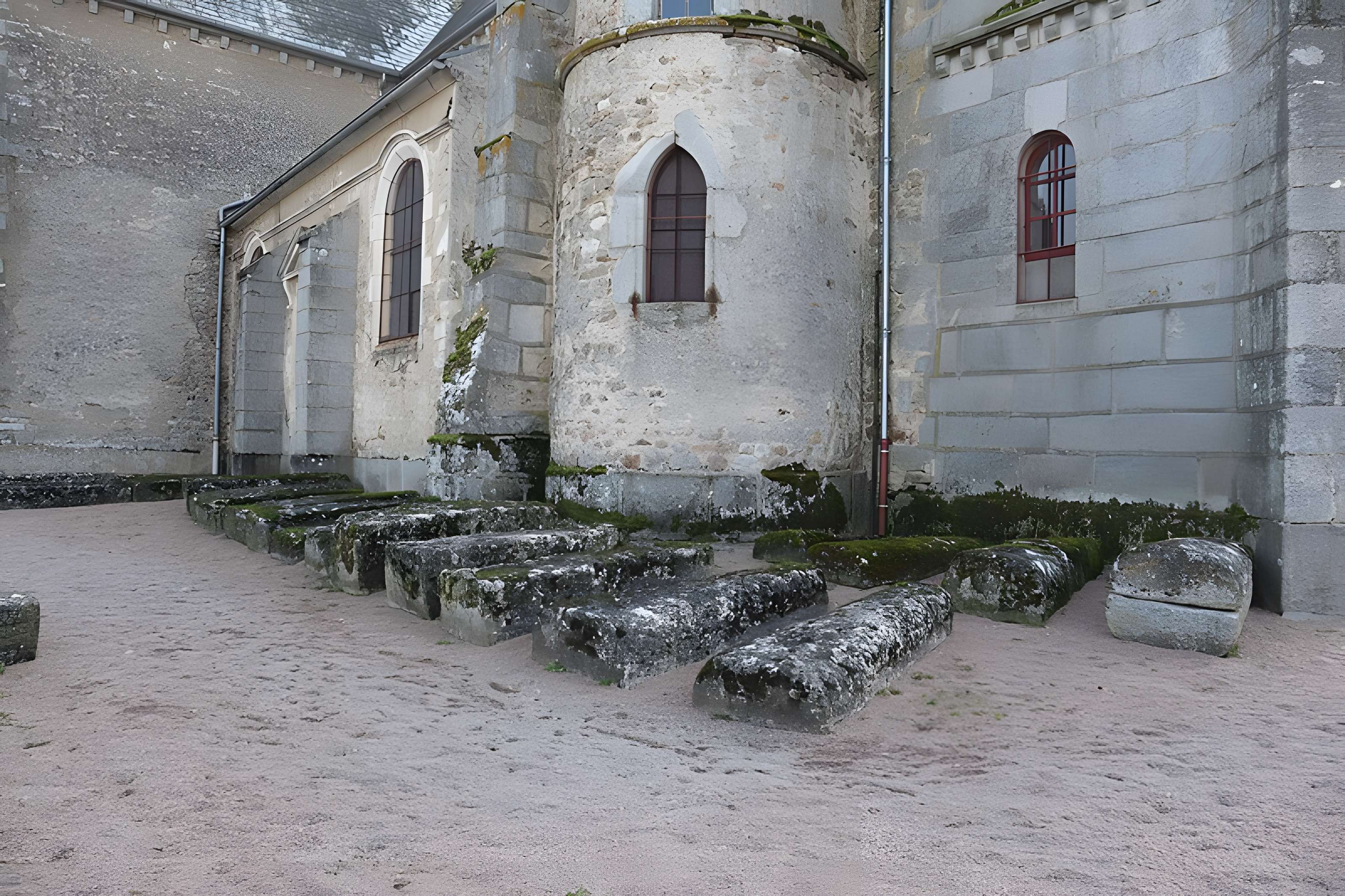 Église Saint-Georges de Quarré-les-Tombes