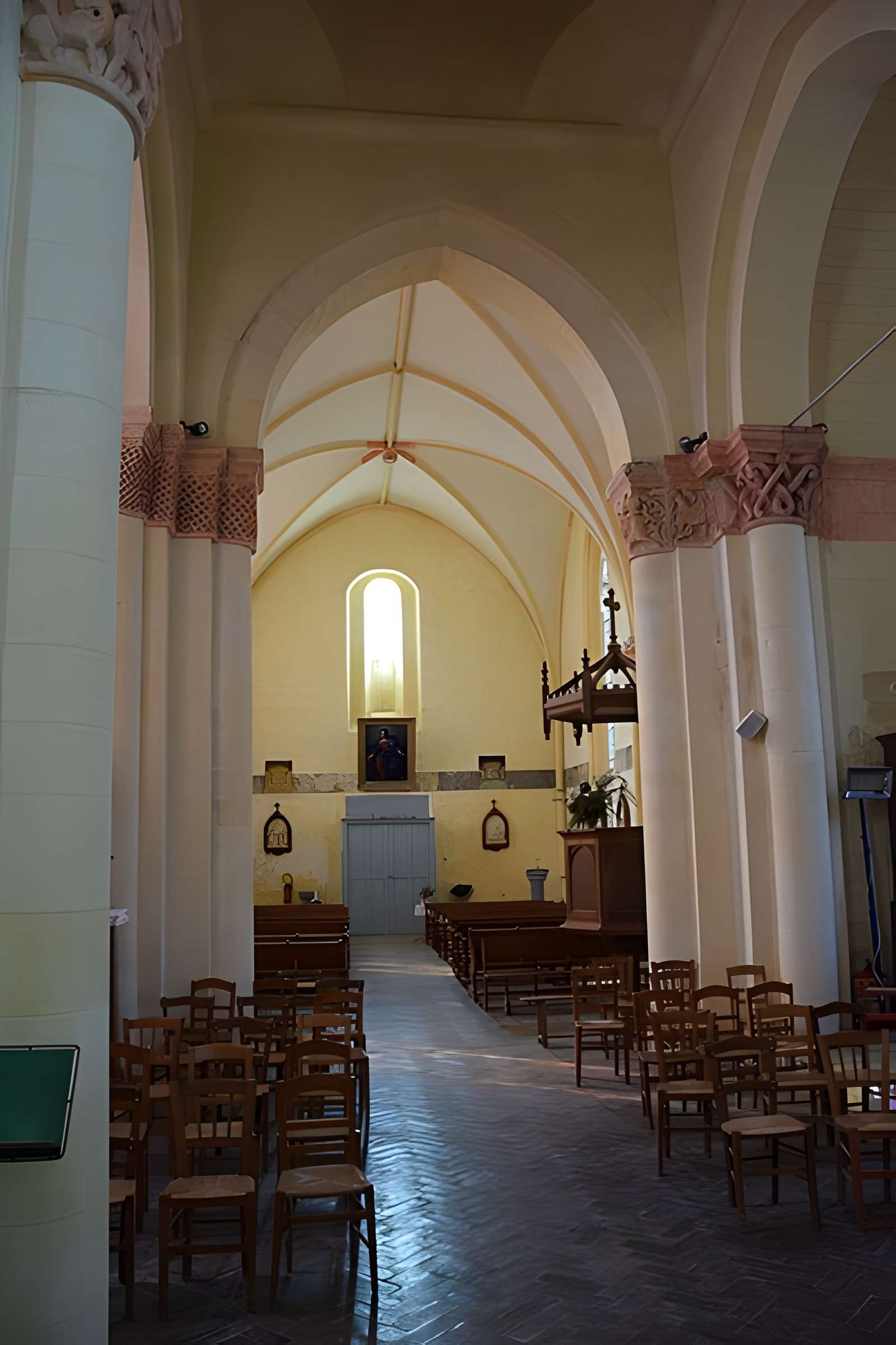 Église Saint-Georges de Saint-Georges-des-Coteaux