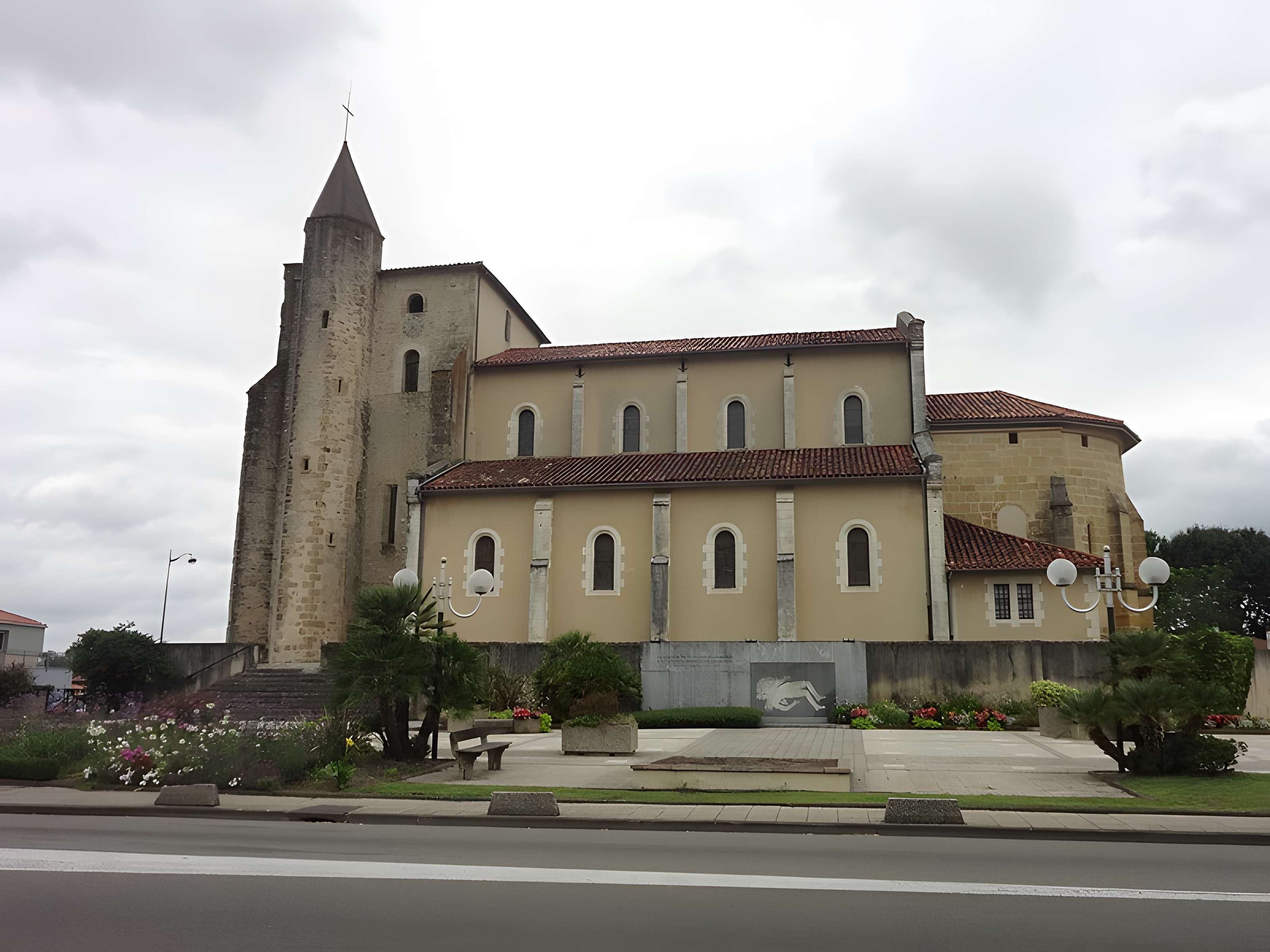 Église Saint-Georges de Saint-Geours-de-Maremne
