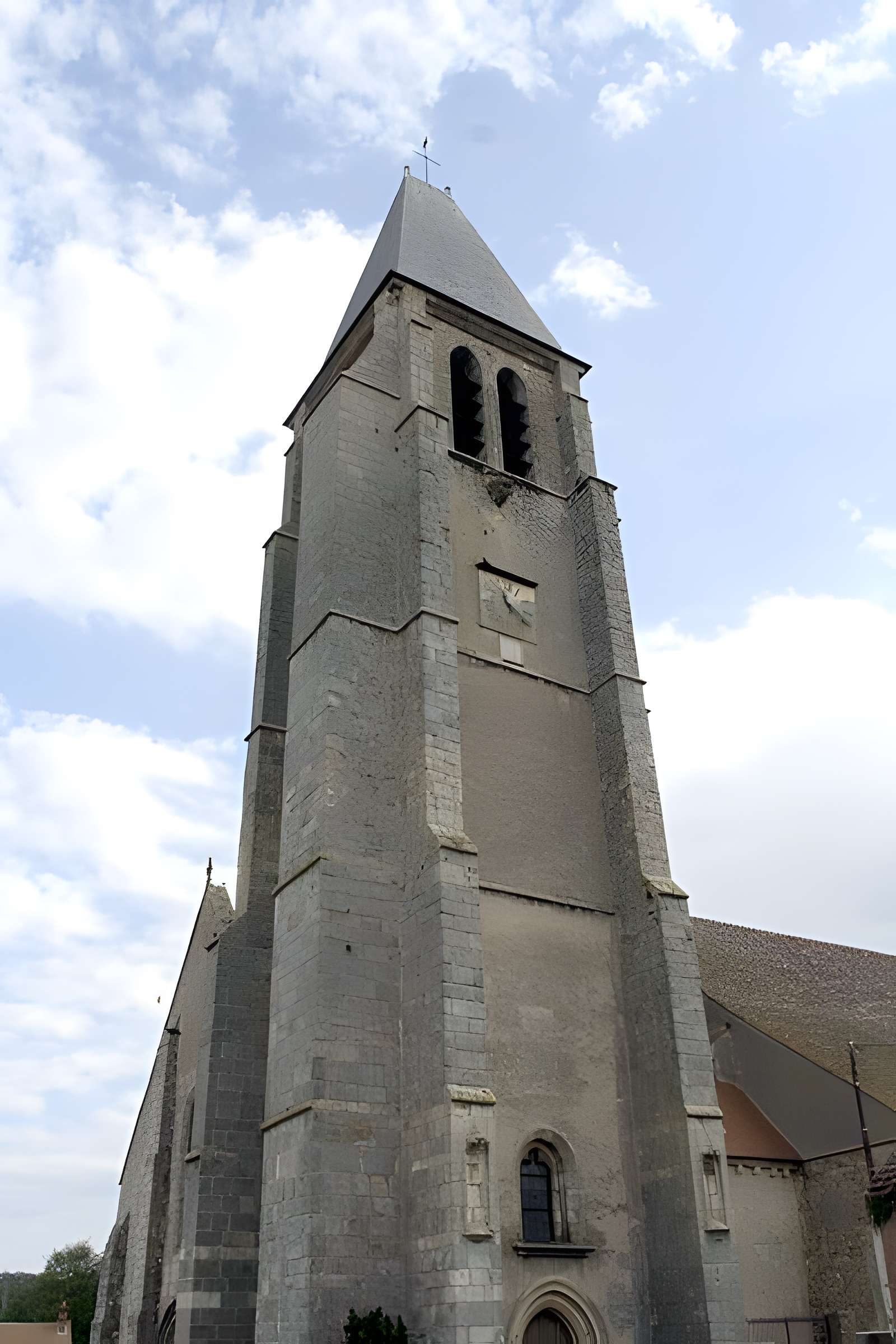 Église Saint-Georges de Sonchamp
