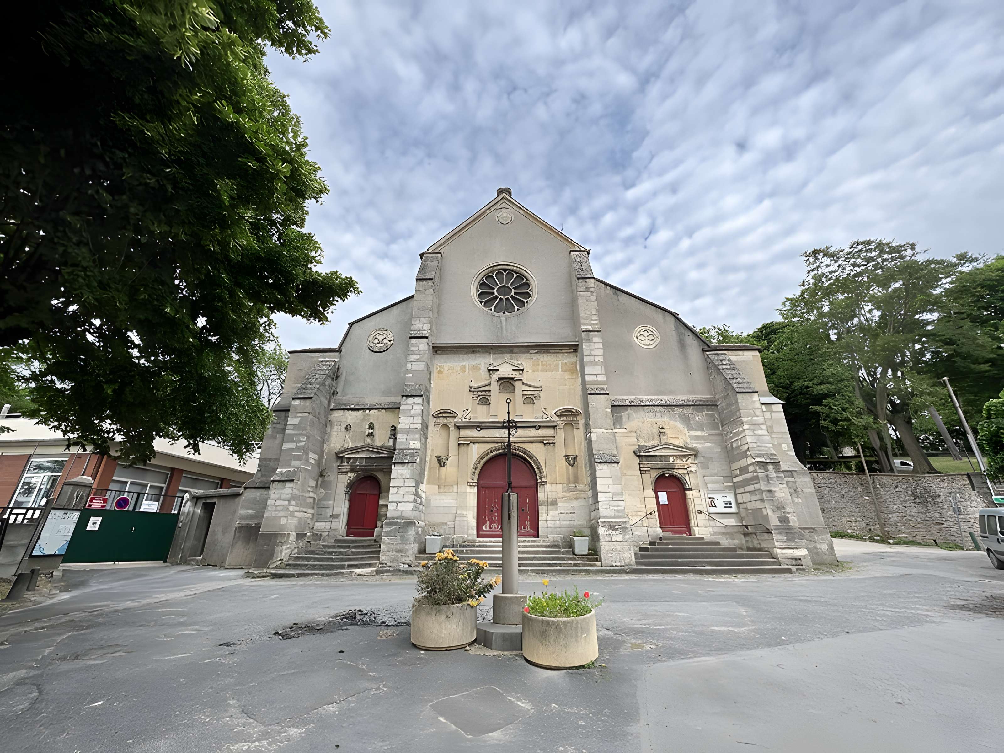 Église Saint-Georges de Villeneuve-Saint-Georges