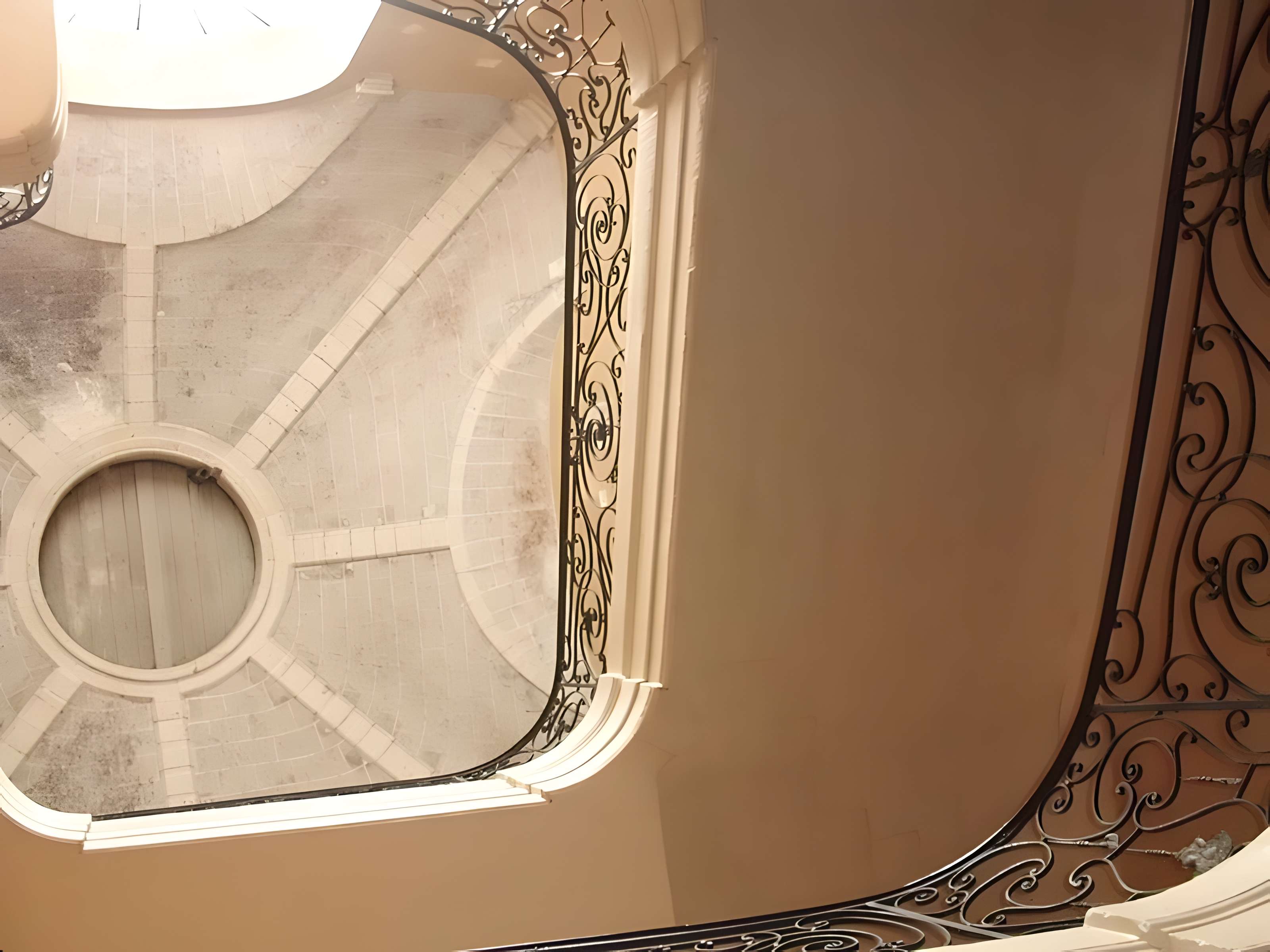 Abbaye Notre-Dame d'Évron