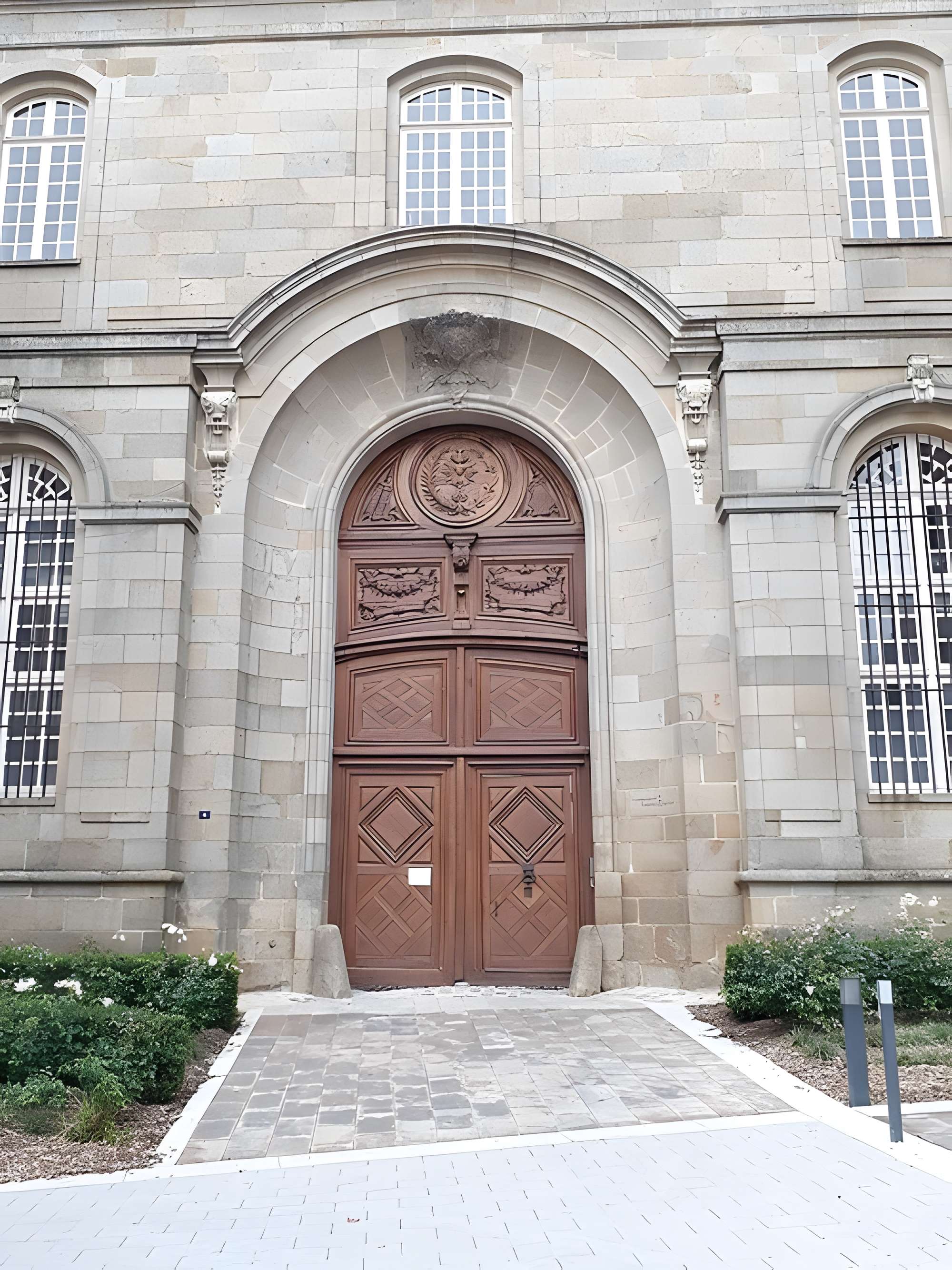 Abbaye Notre-Dame d'Évron