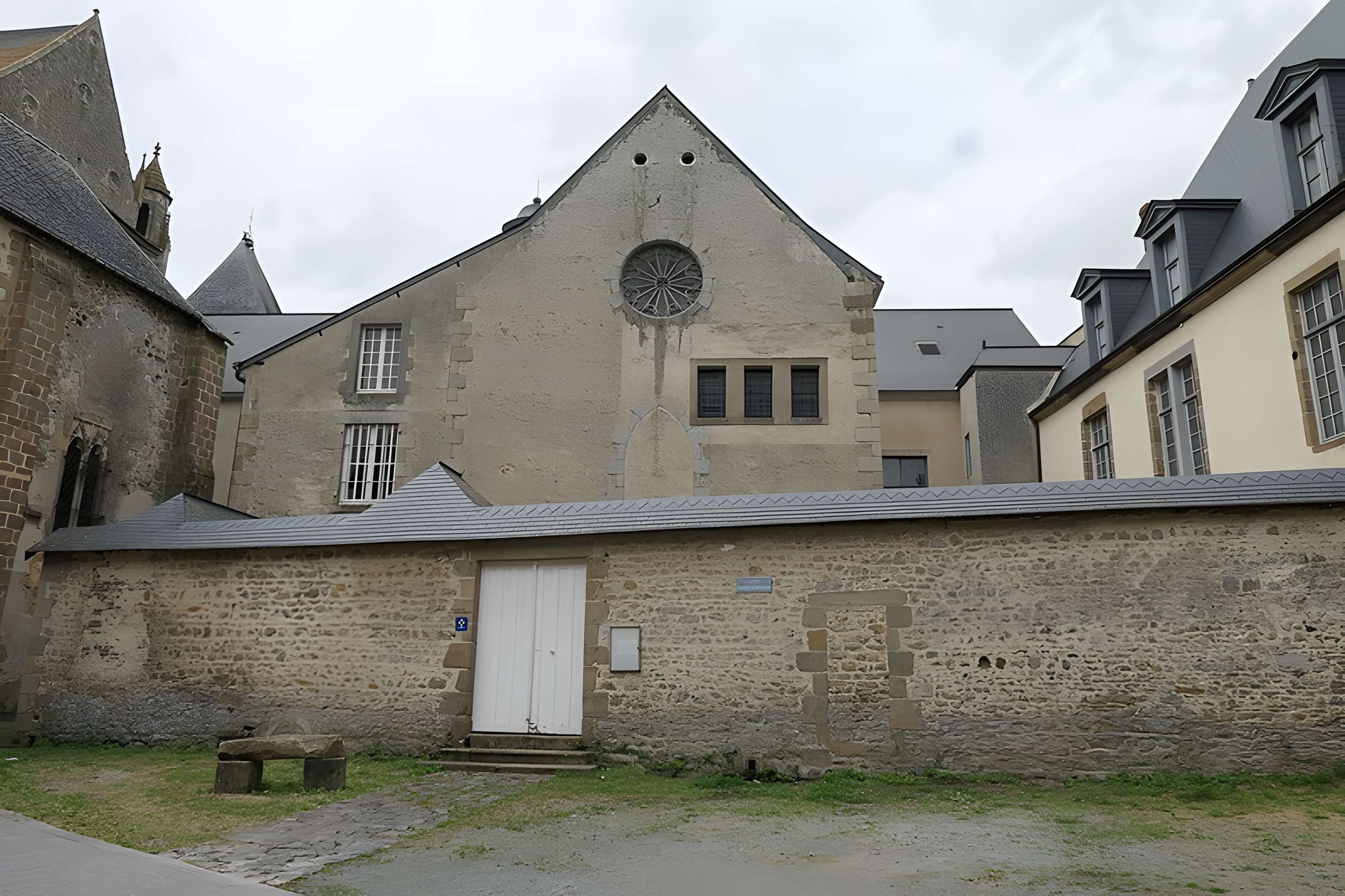 Abbaye Notre-Dame d'Évron