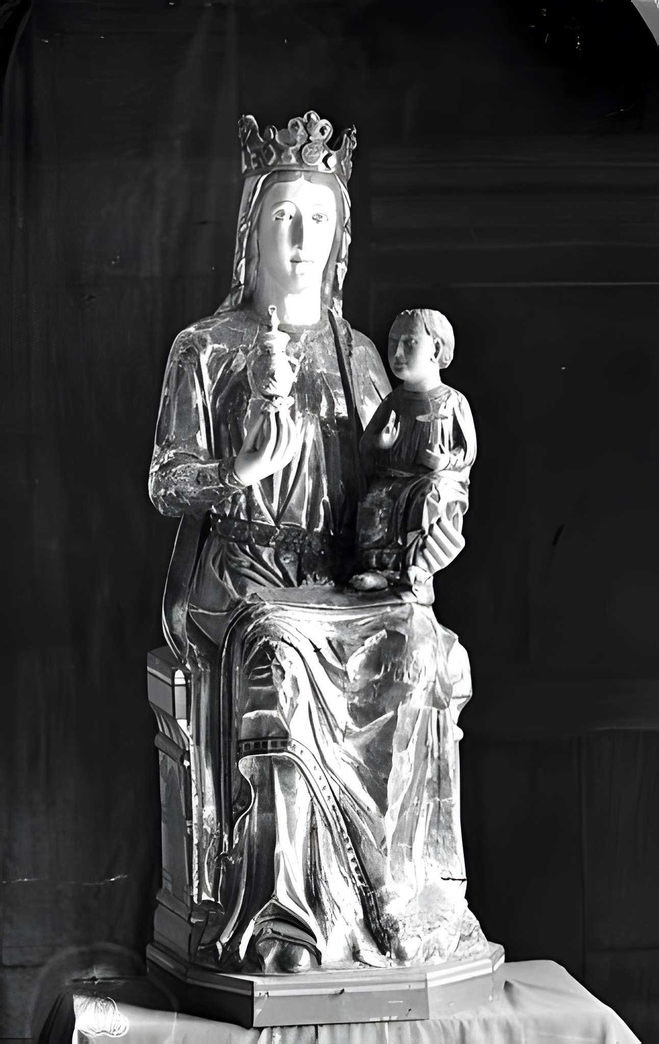 Abbaye Notre-Dame d'Évron