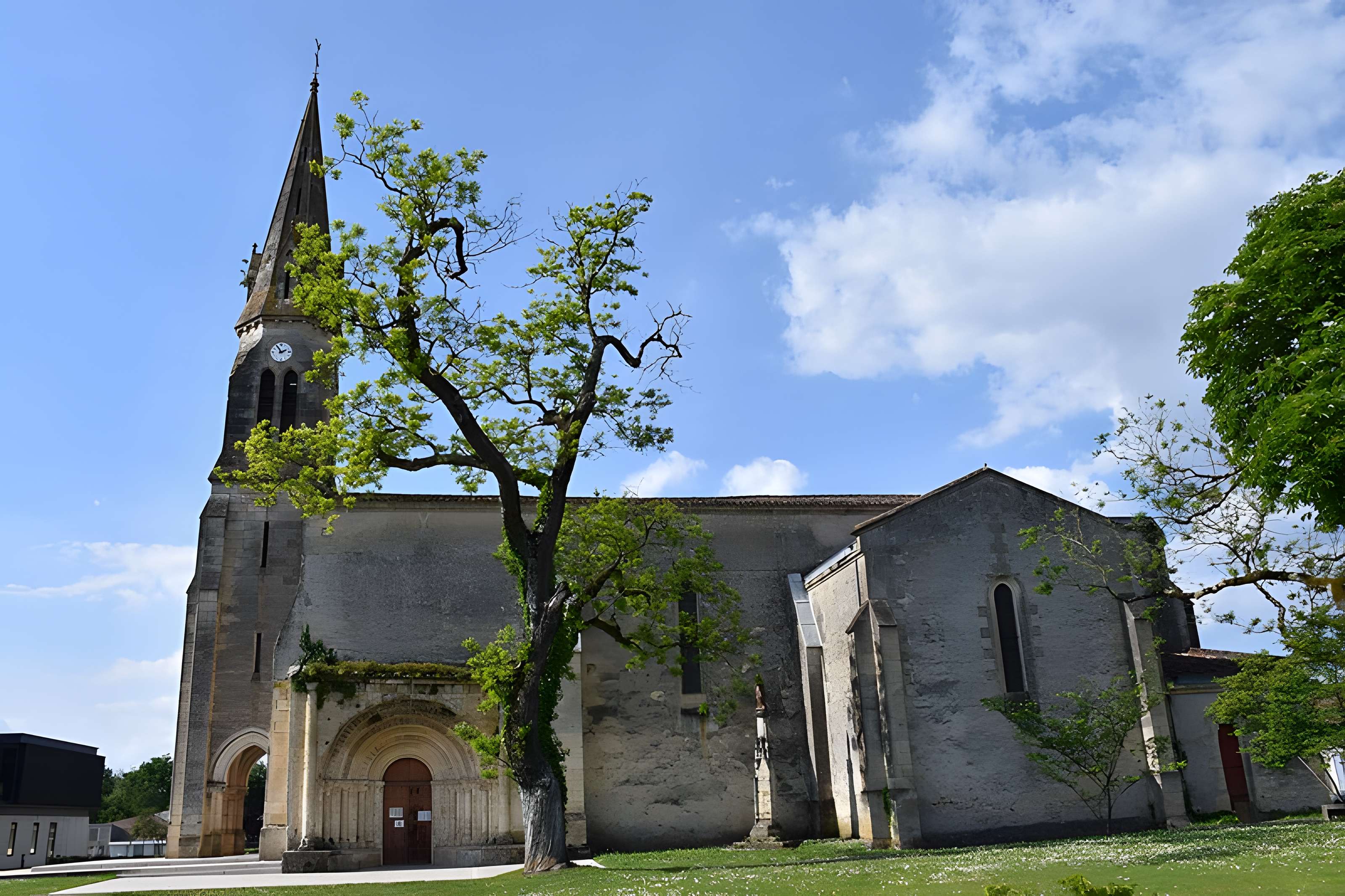 Église Saint-Germain d'Arsac