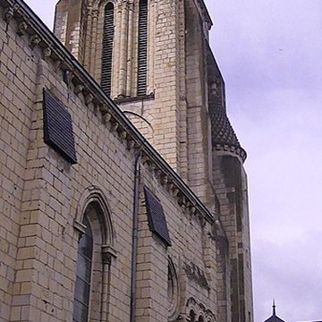 Église Saint-Germain de Bourgueil