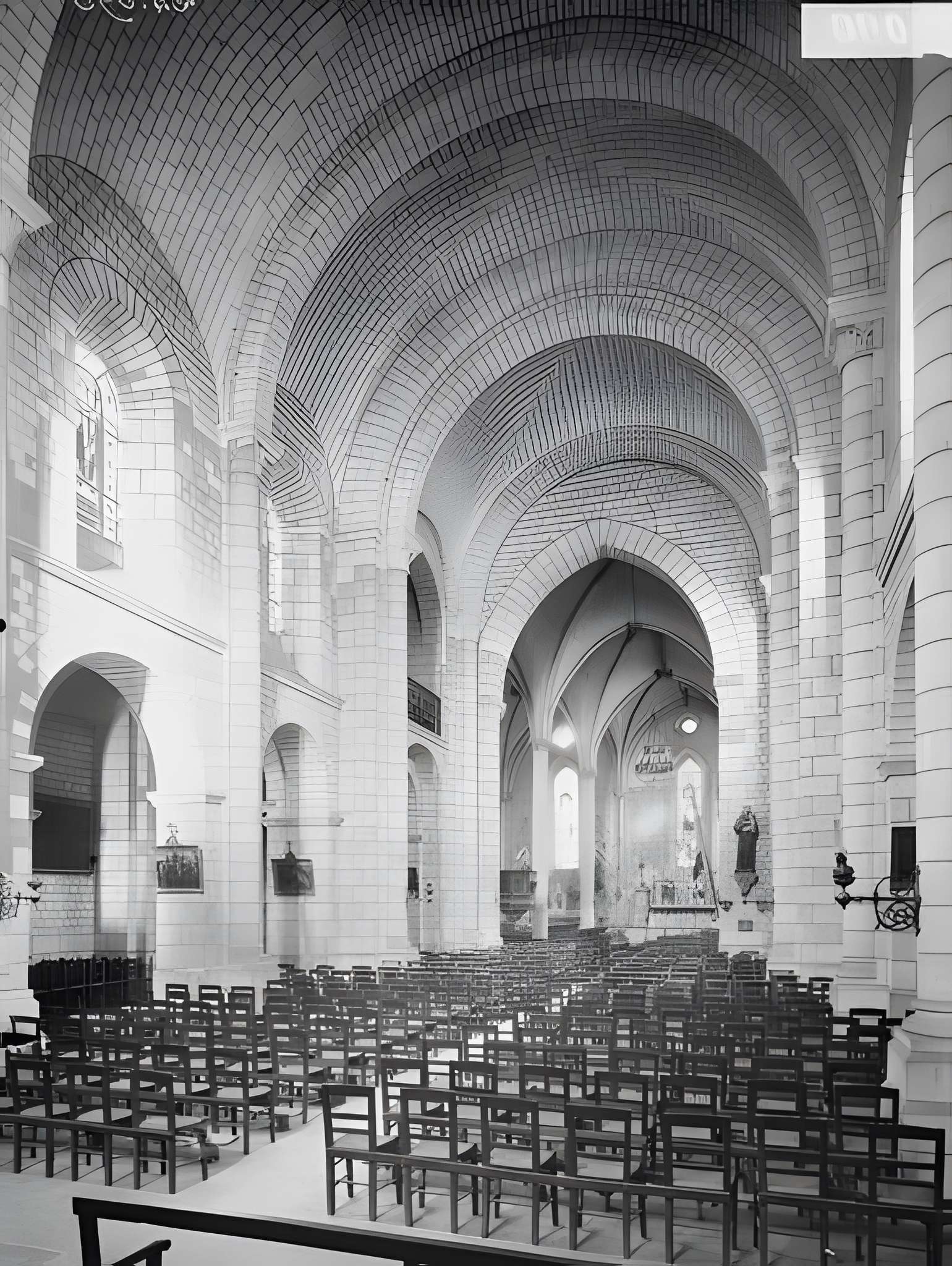 Église Saint-Germain de Bourgueil