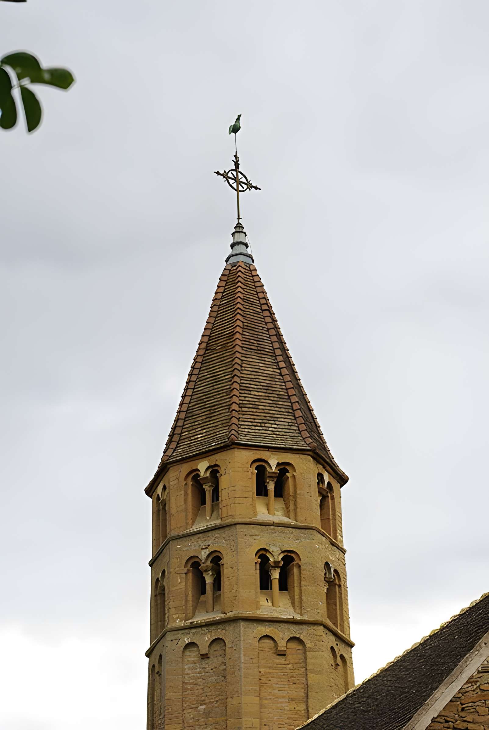 Église Saint-Germain de Loché